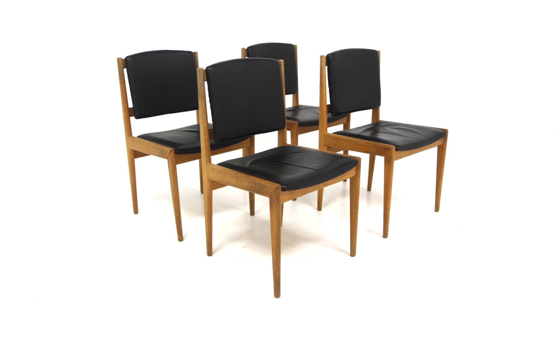 Set de 4 chaises scandinave en chêne, Karl Erik Ekselius, JOC, Suède, 1960