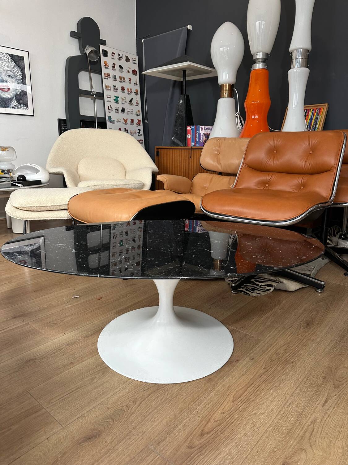 Table basse ovale Eero Saarinen pour Knoll
