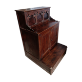 Mass furniture, pray to God