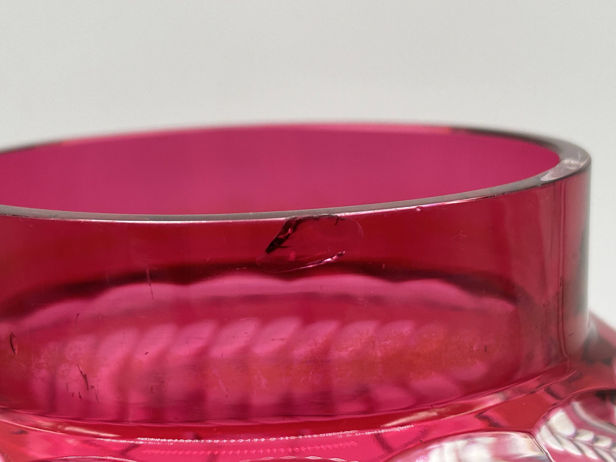 Pique-fleurs en cristal du VSL d'époque ART DECO
