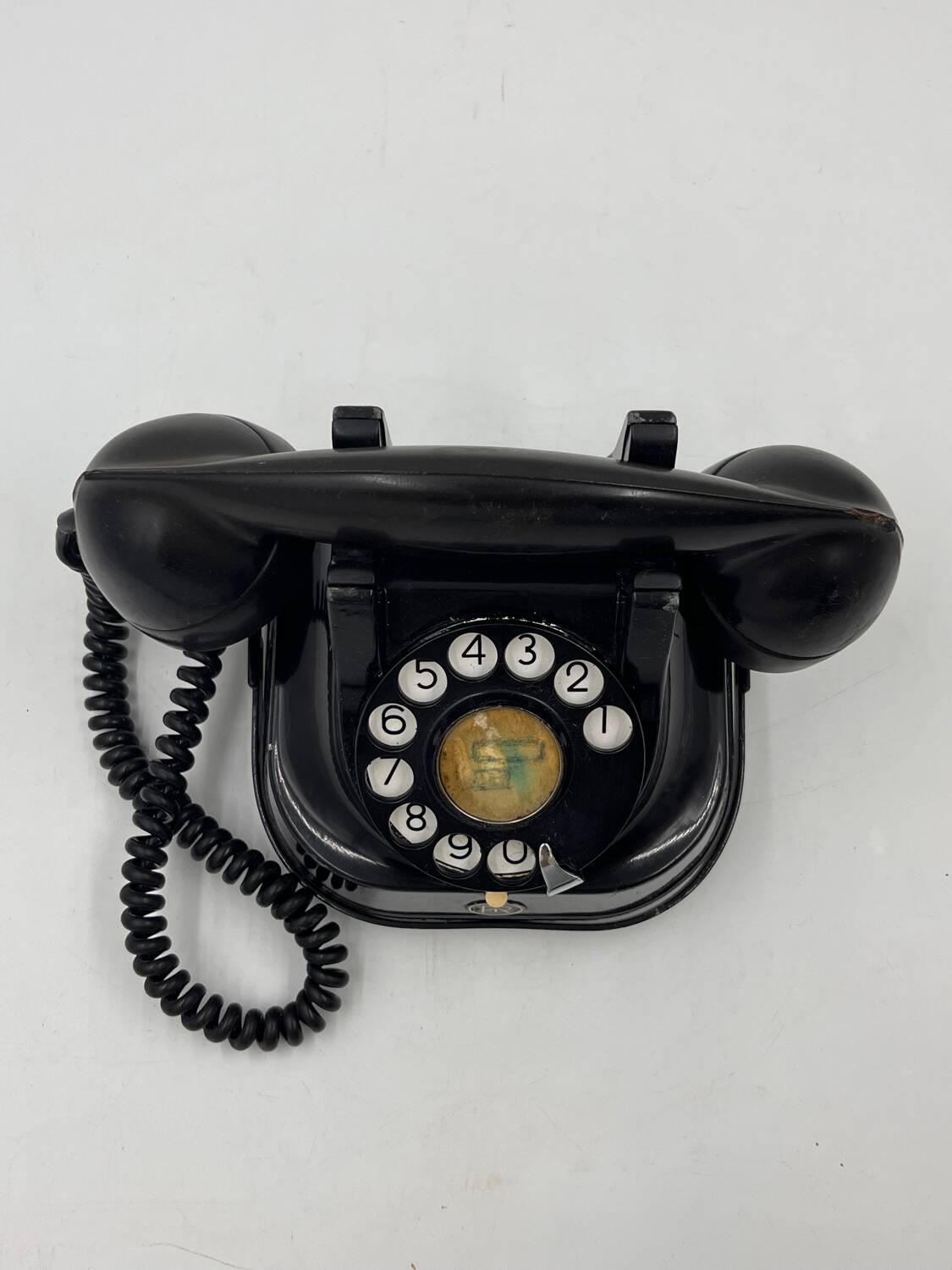 Bakelite phone