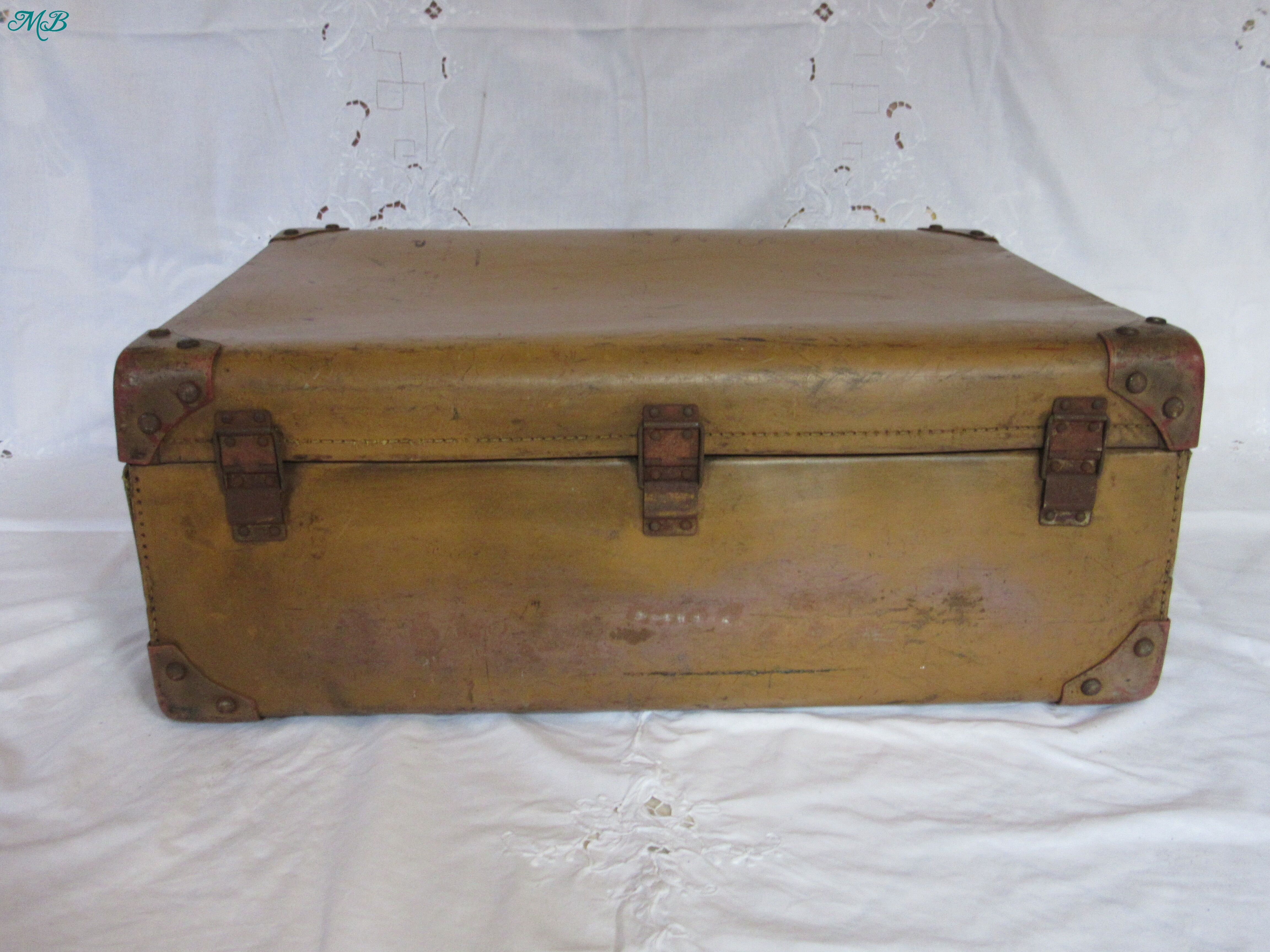 Valise ancienne
