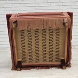 Fauteuil danois à dossier haut, années 1970, velours d'ameublement rose saumon, bois de hêtre.