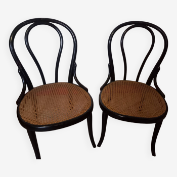 Pair of thonet chairs