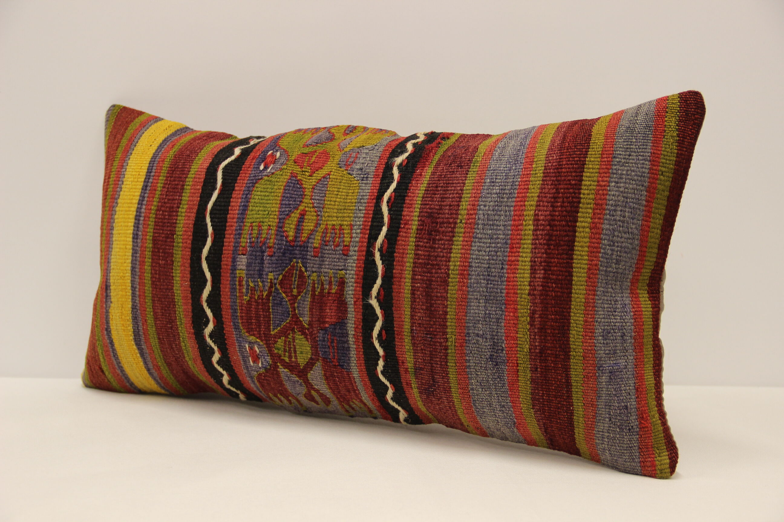 Housse coussin vintage 30x60 cm kilim