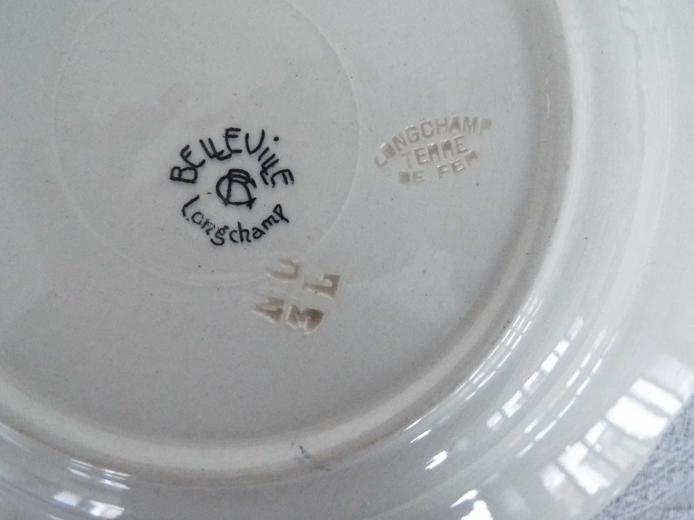 4 semi-hollow plates iron earth Longchamp