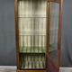 Vitrine en acajou, style Louis XVI – Début XXe