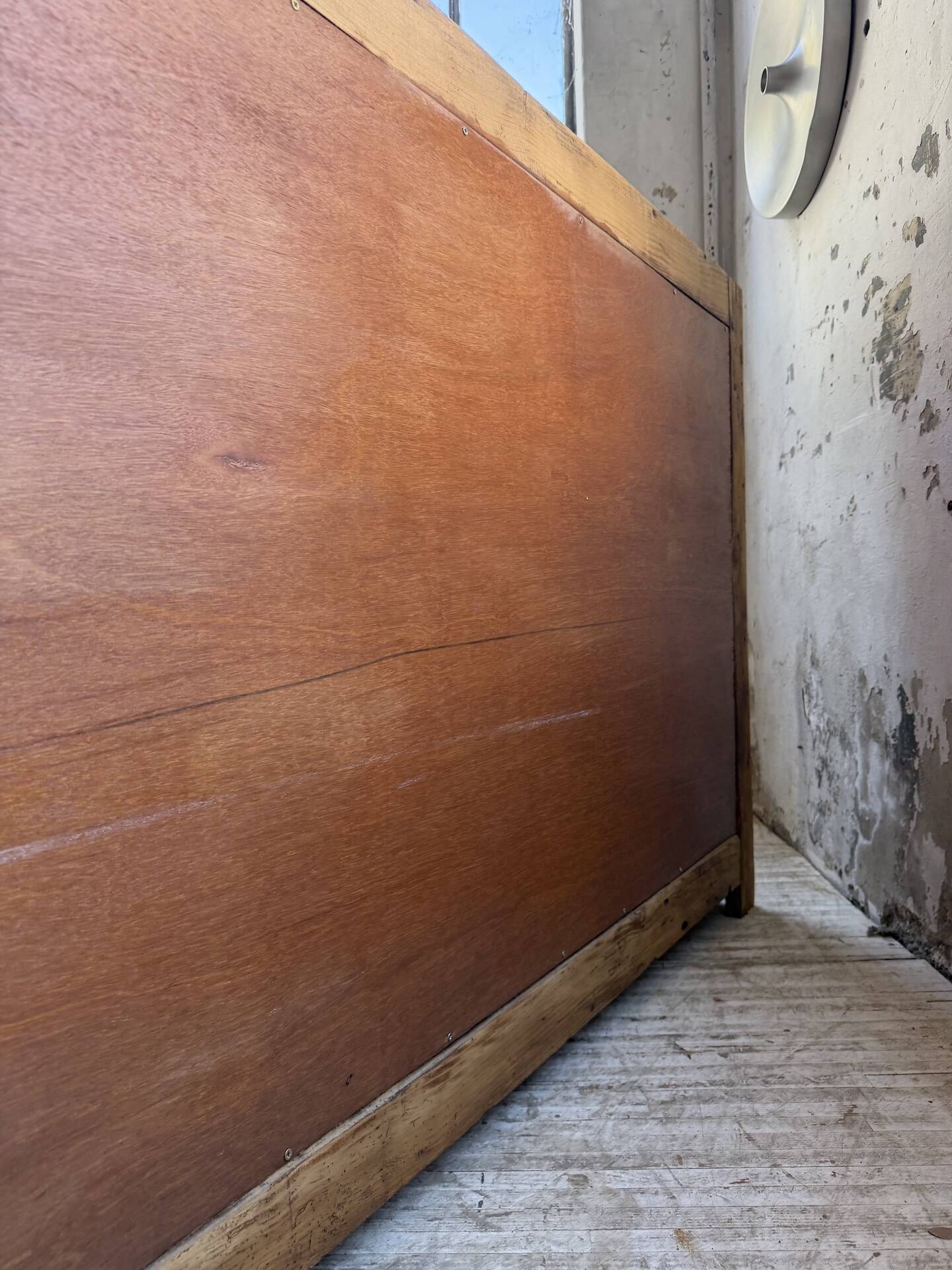 Enfilade with sliding doors from the 1950s