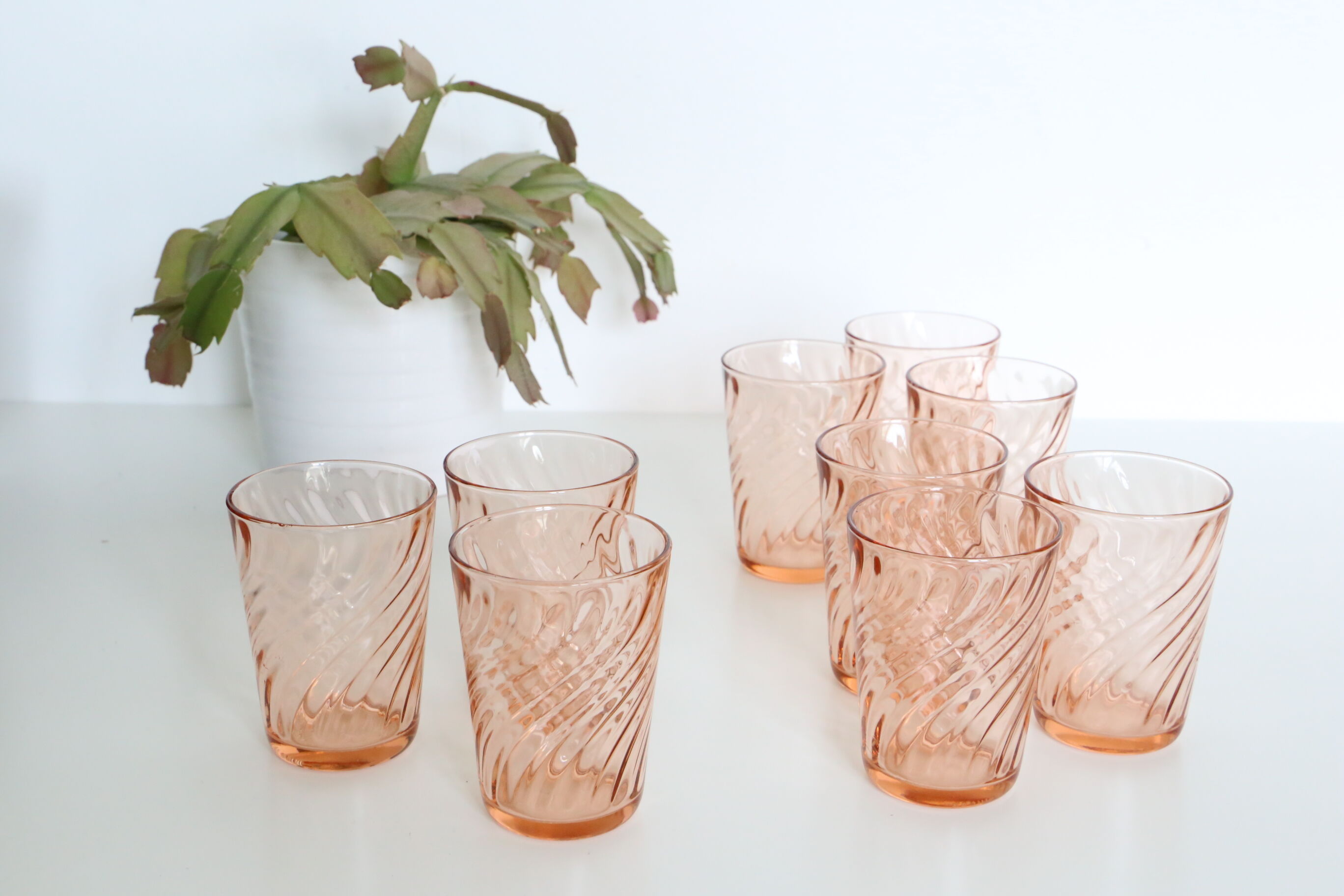 Pink glass water glass, lot of 9, French vintage