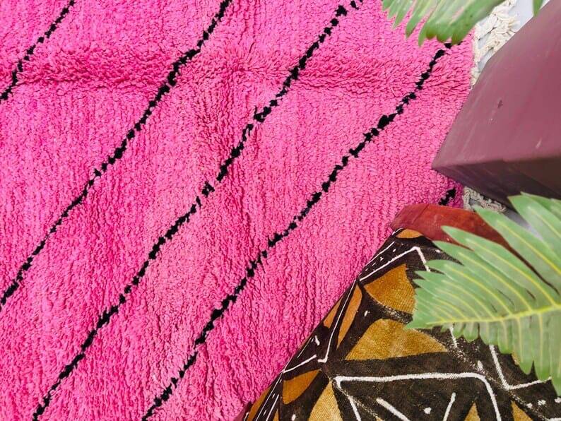 Handmade pure wool rug size 200 x 300 cm