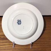 Hollow plate decor insects and strawberries, Manufacture Choisy the King, Iron Land, H Boulenger - Co.