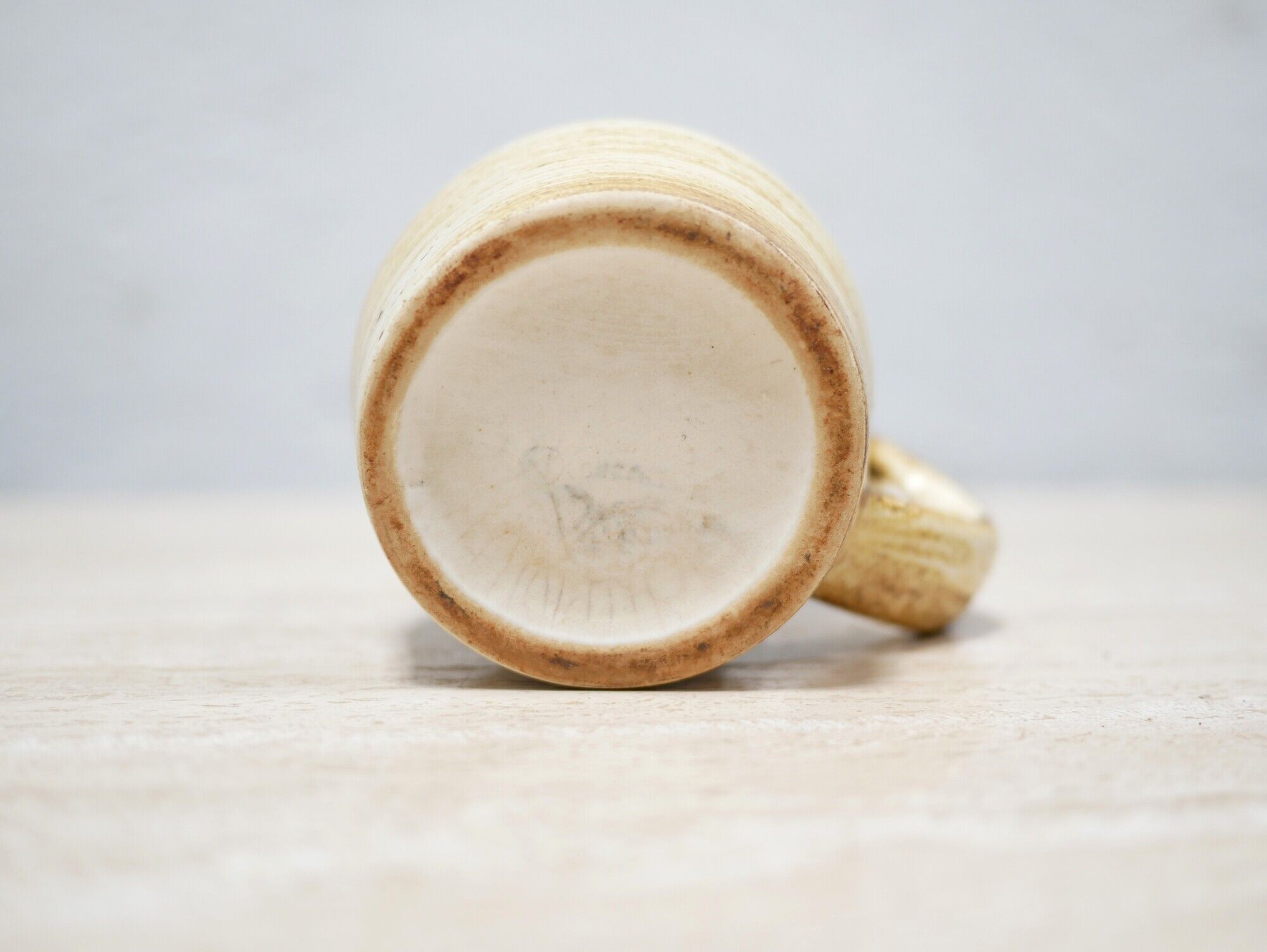 Vintage ceramic cup by Longchamp