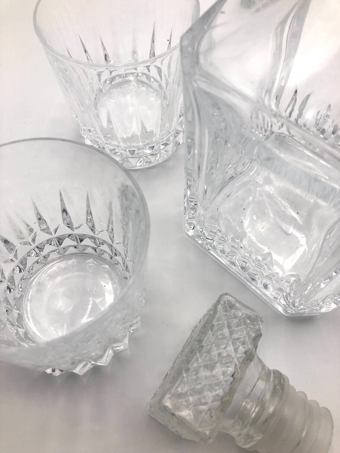 Vintage whiskey service