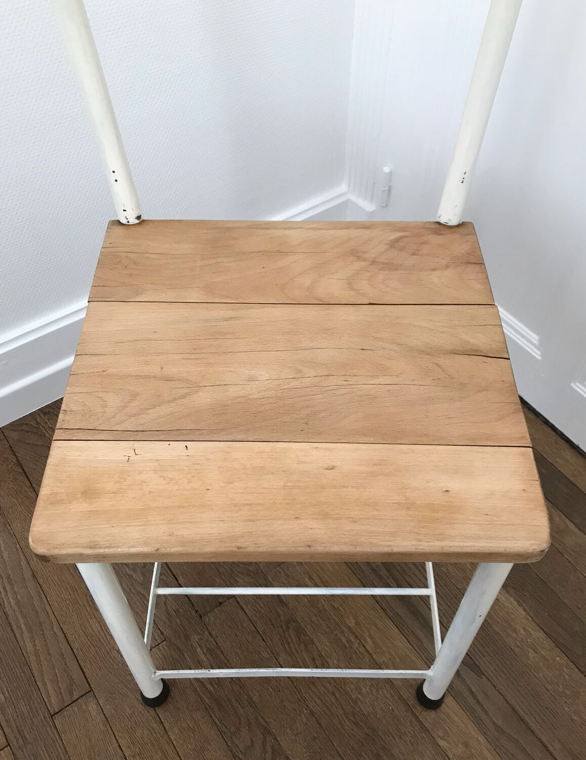 Chaise de pensionnat