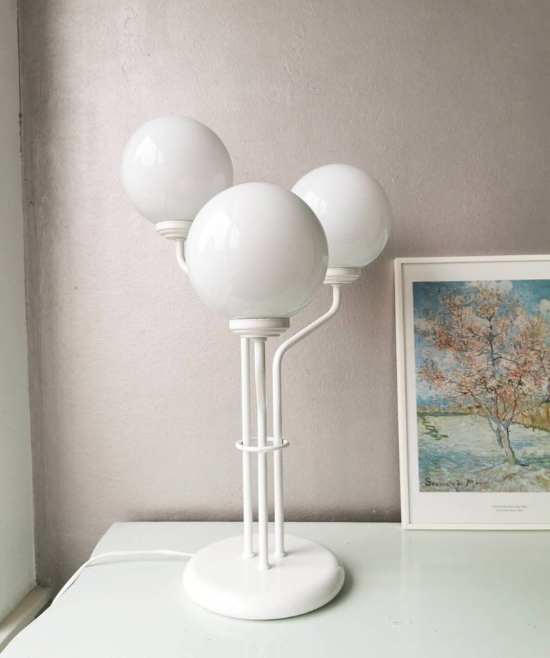 Vintage table lamp in white metal with 3 balls, 80s