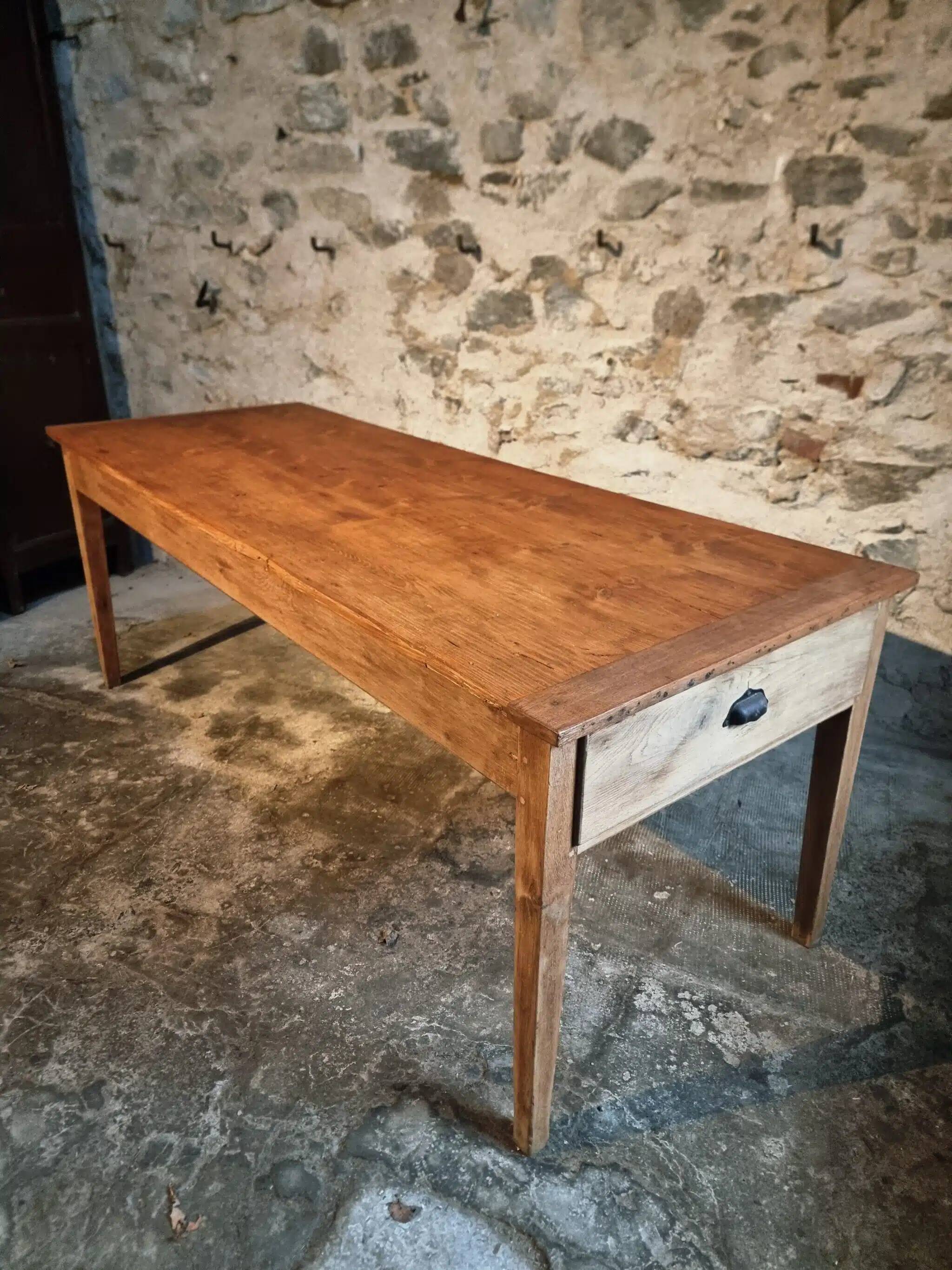 Antique French farmhouse dining table in oak and pine, circa 1900
