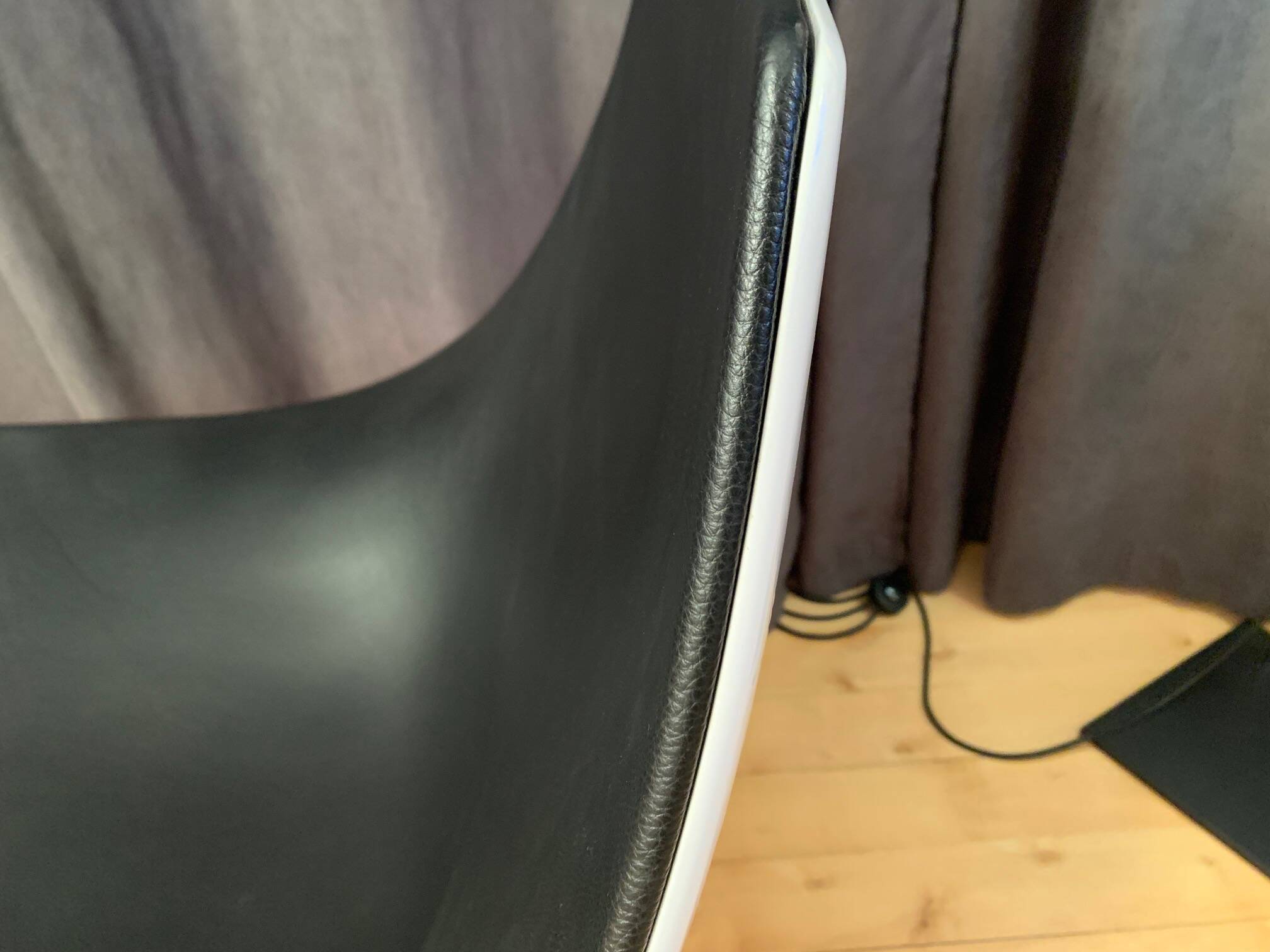 A pair of Moon armchairs by Pietro Arosio, Tacchini, Italy