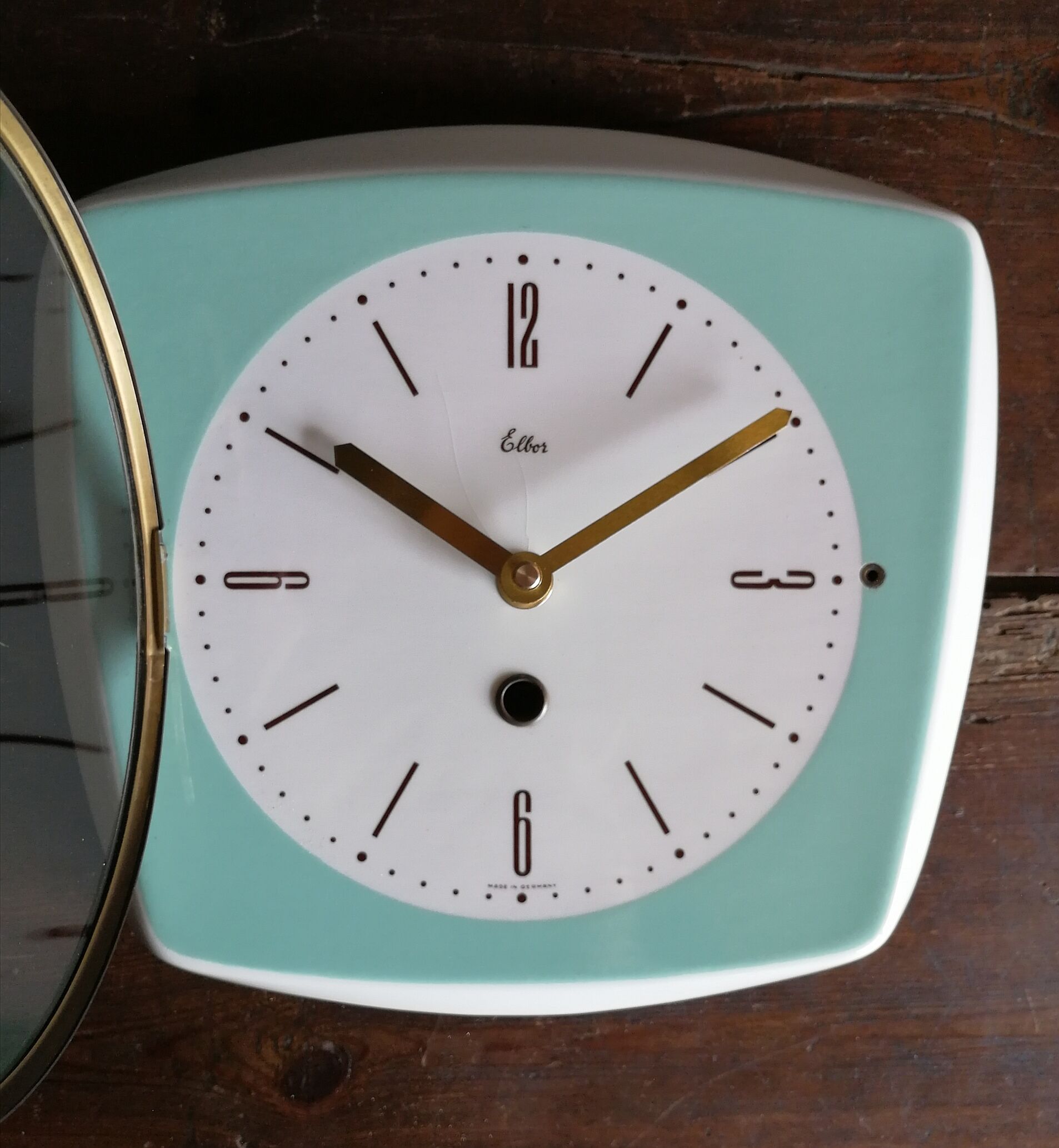 Vintage ceramic clock silent wall clock "Elbor green celadon"