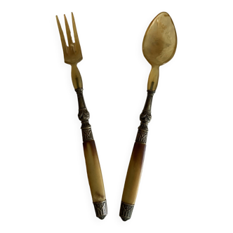 Couverts à salade en corne et métal années 1920