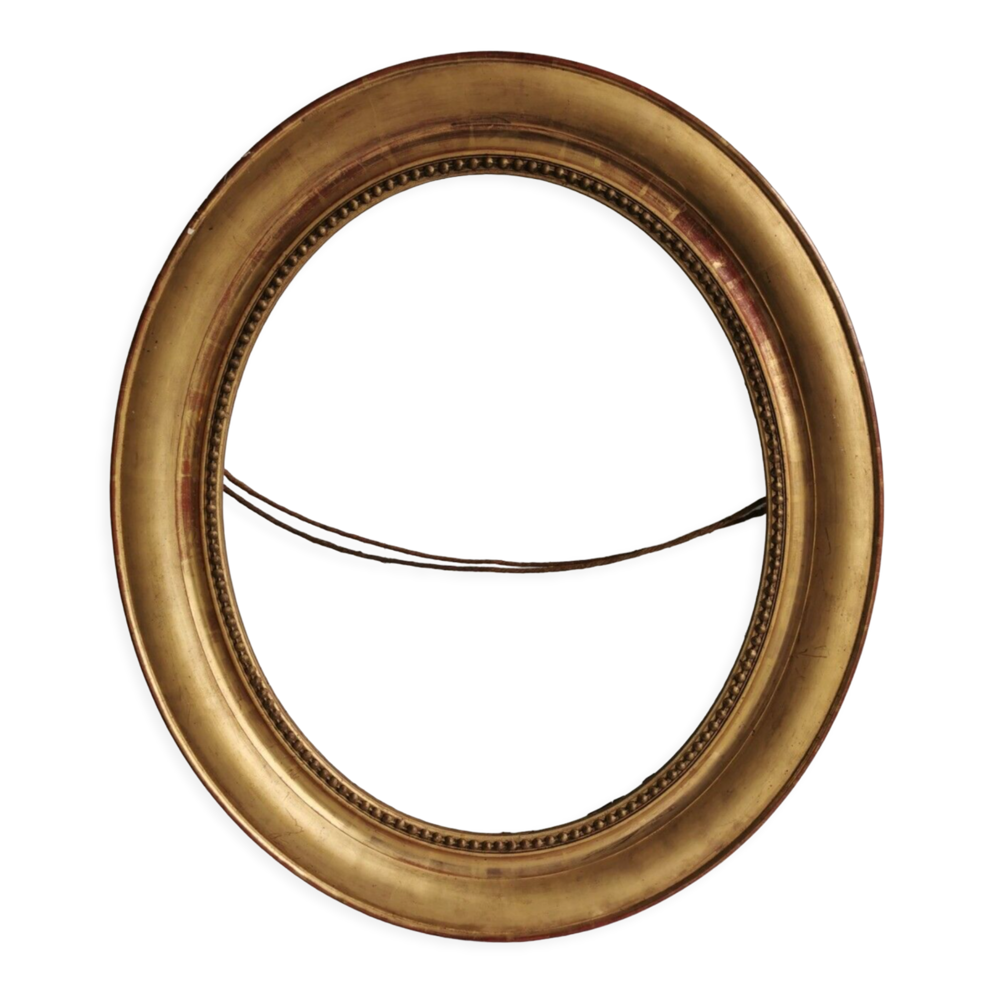 Frame oval 1st moitie of the xixth wood golden stucco