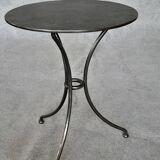 Iron pedestal table at the end of the 19th century