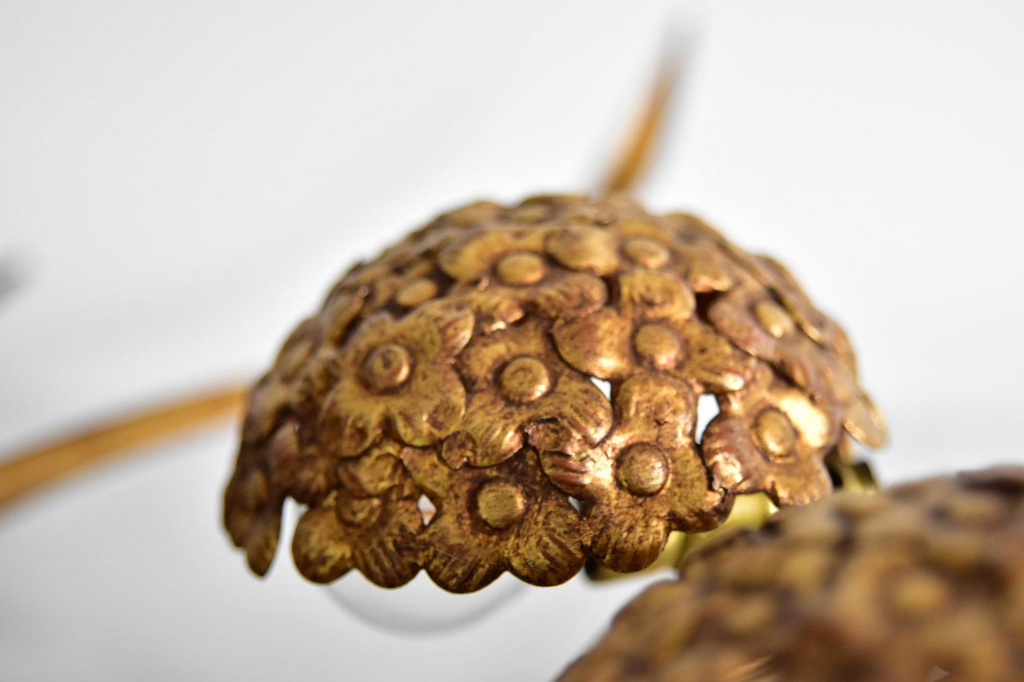 1960s hydrangea Palladio wall Sculpture Lamp Made in Italy