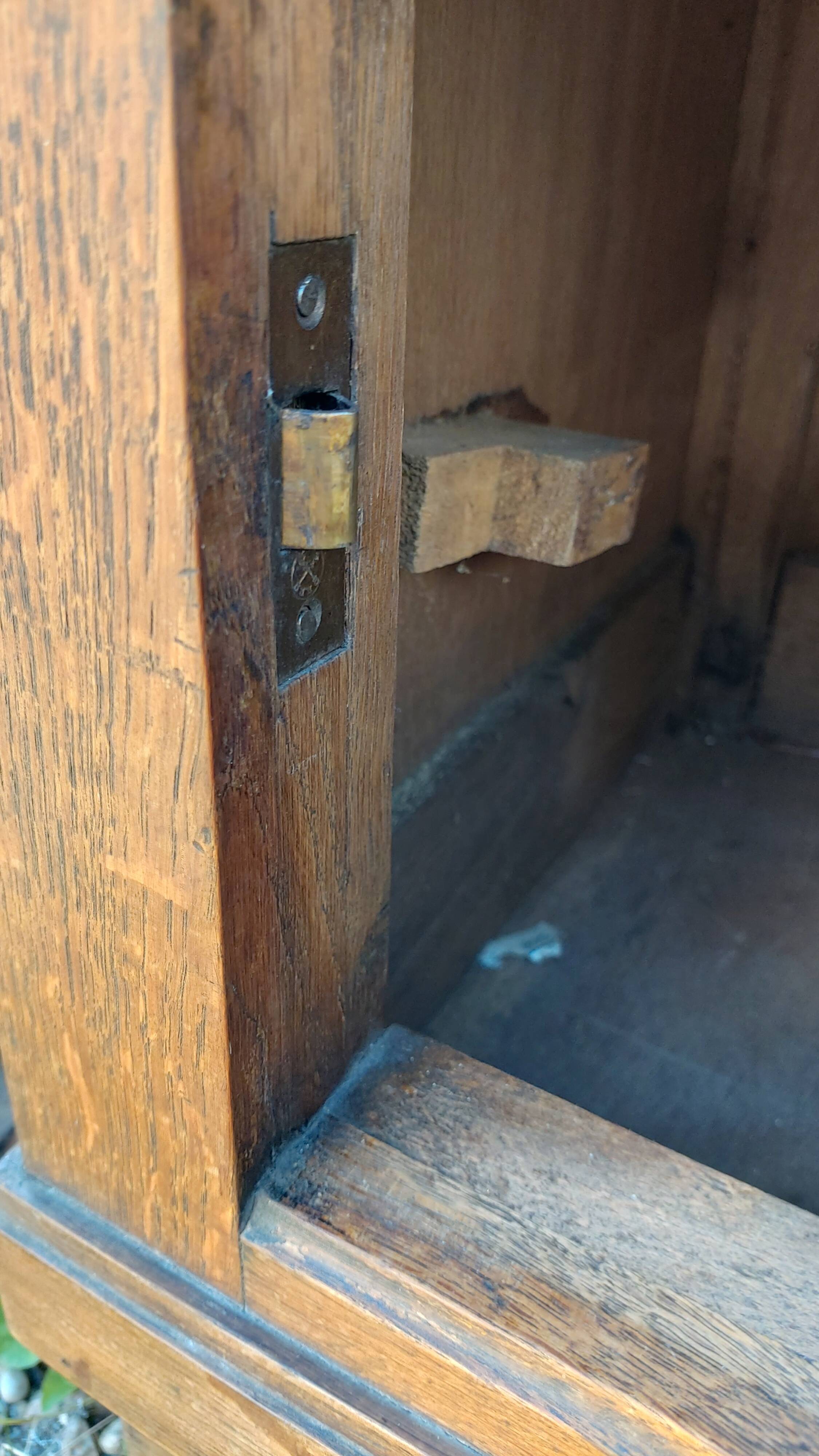 Art Deco bedside table