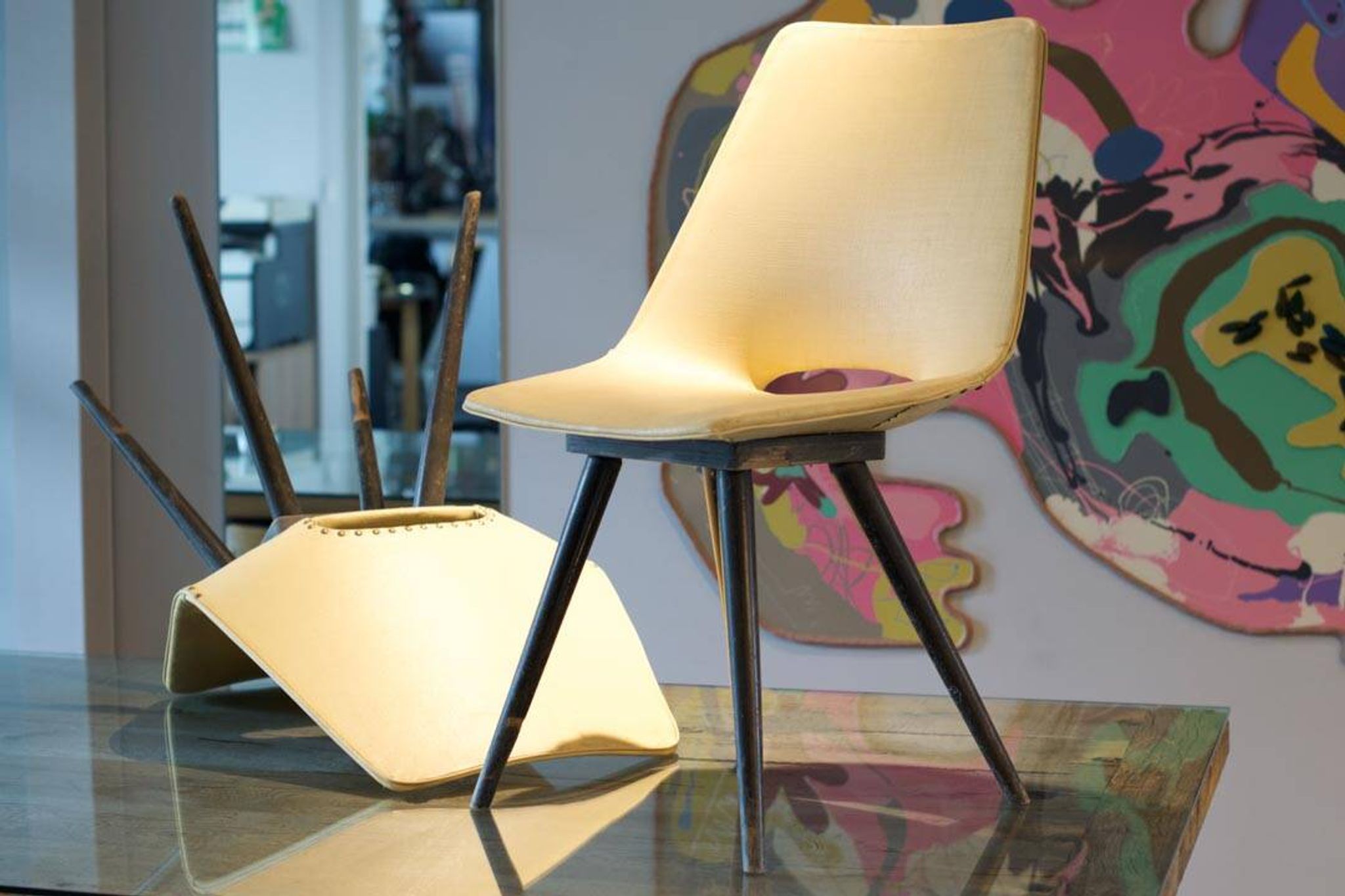 Pair of yellow “Tonneau” chairs Pierre Guariche edition Thonet 1950