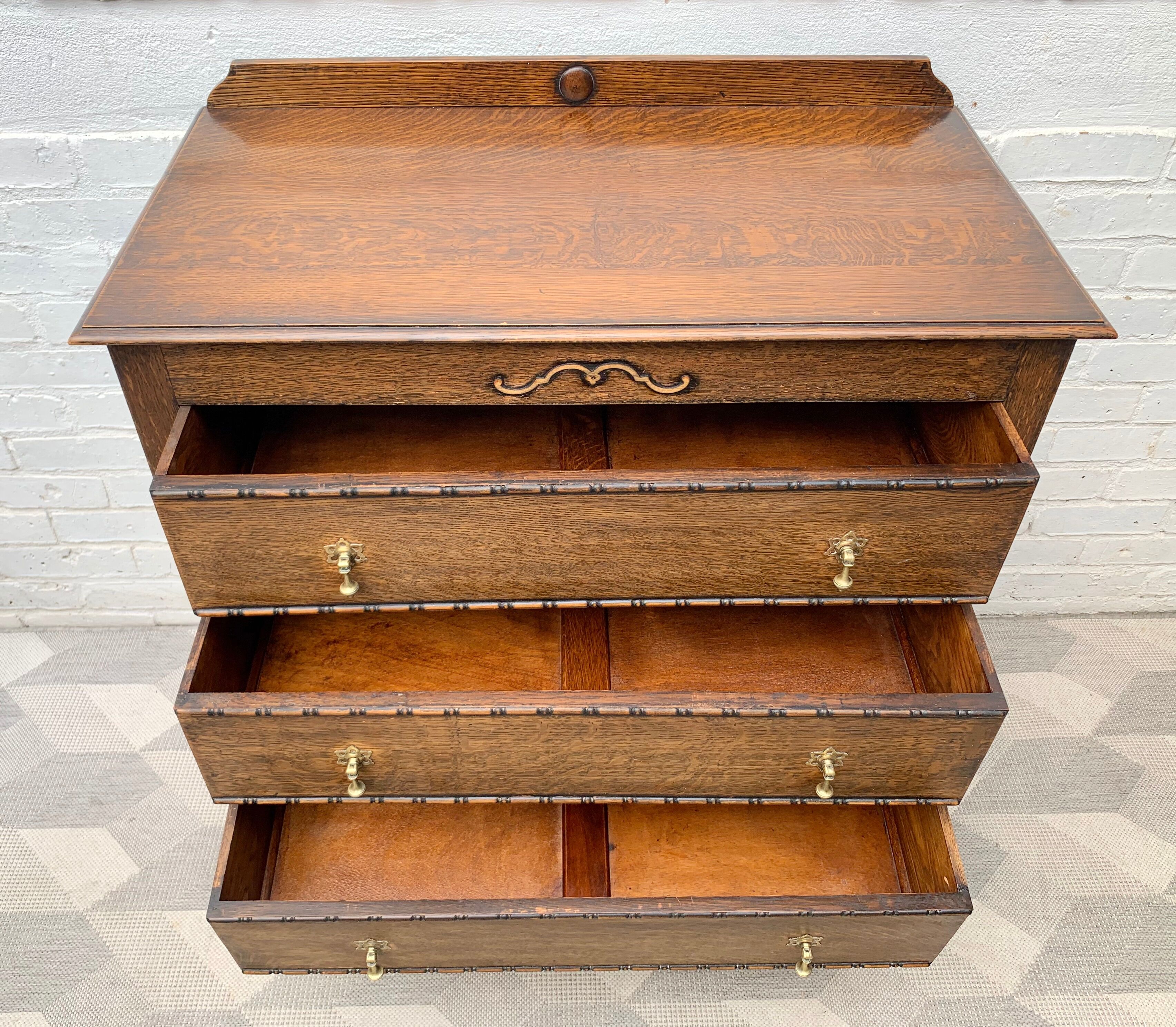 Vintage Chest of Bedroom Drawers #D457