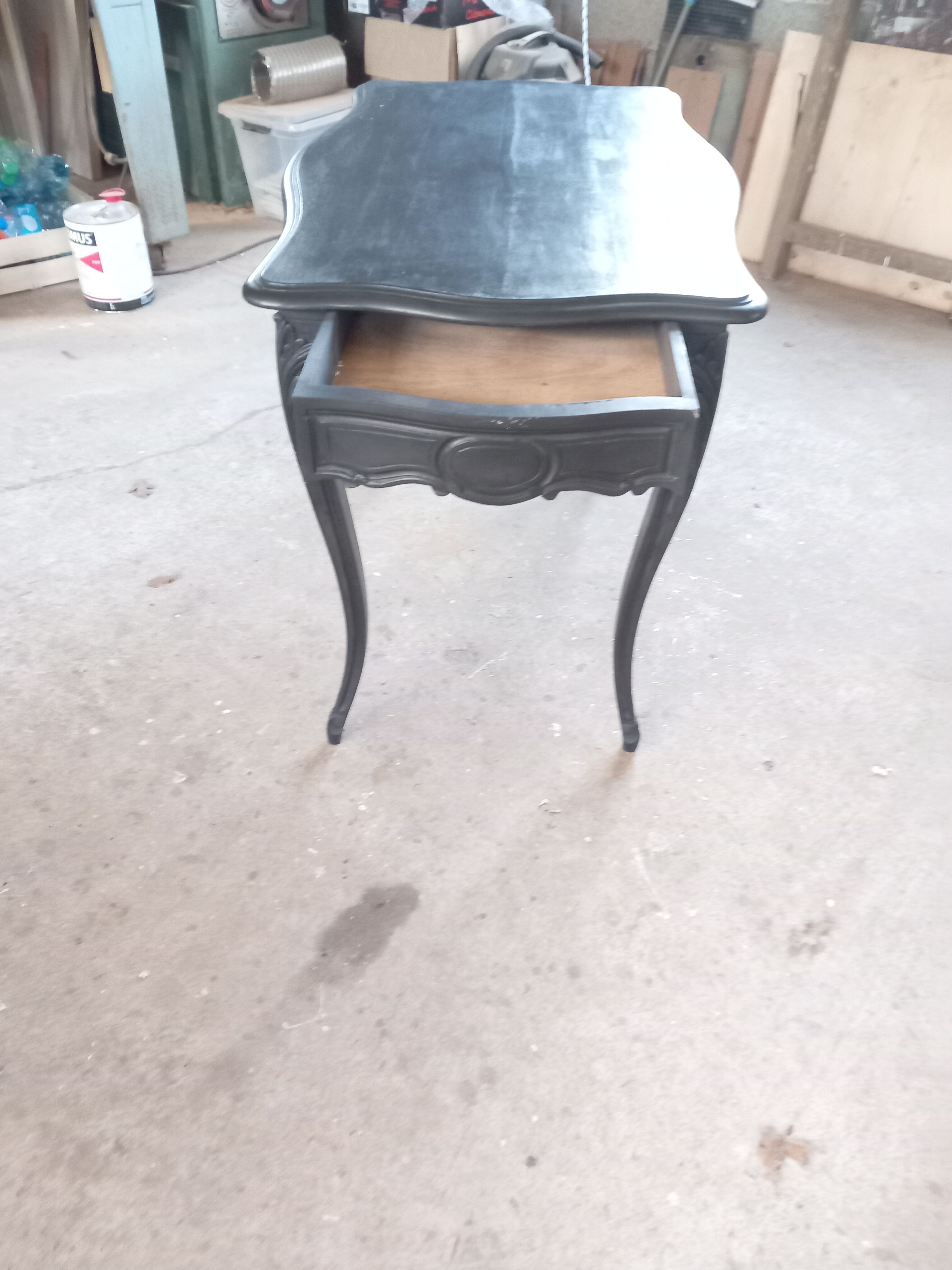 Table de style Louis XV