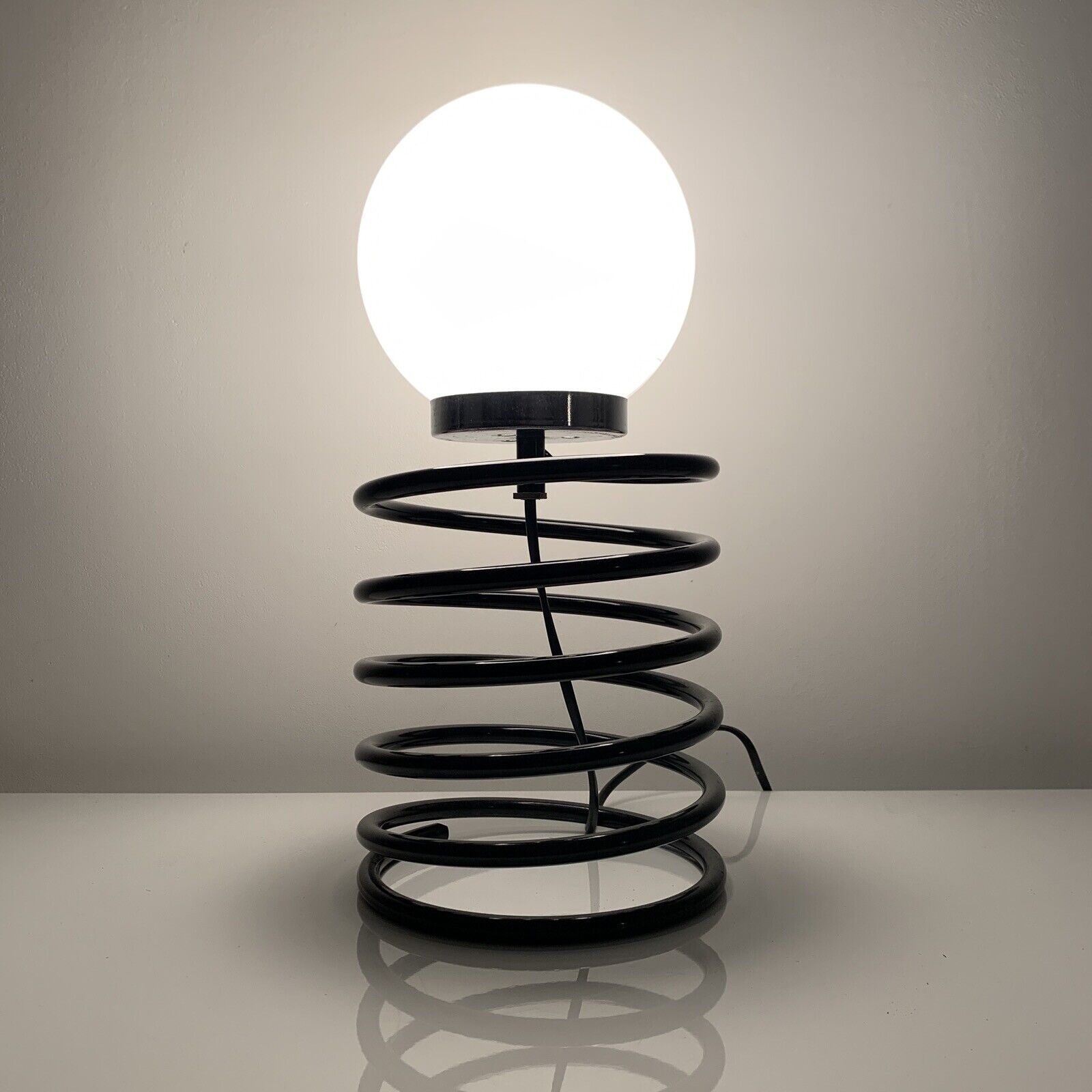 Vintage spring lamp black style Ingo Maurer Grand Modele