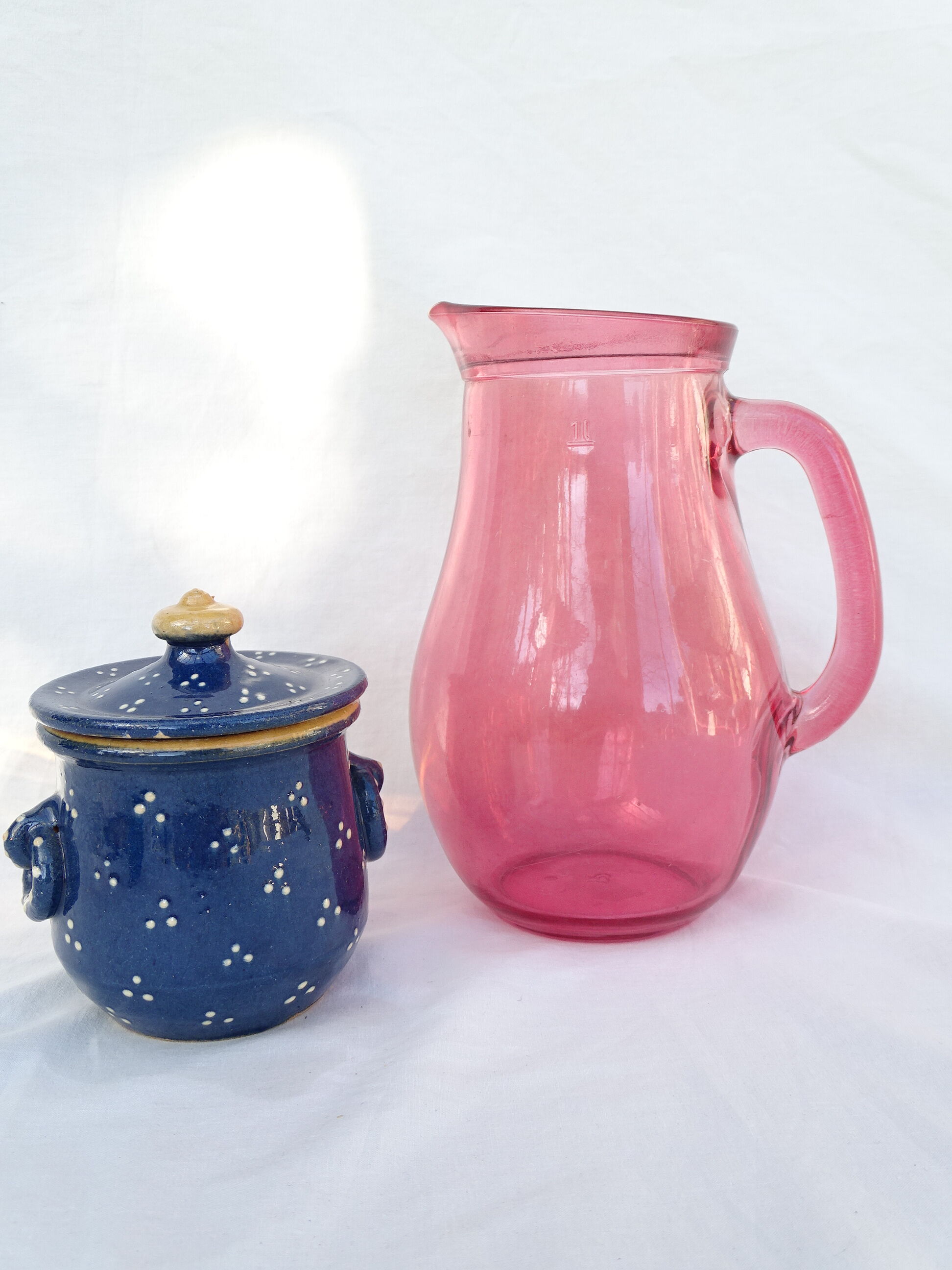 Vintage pitcher in pink glass 1l