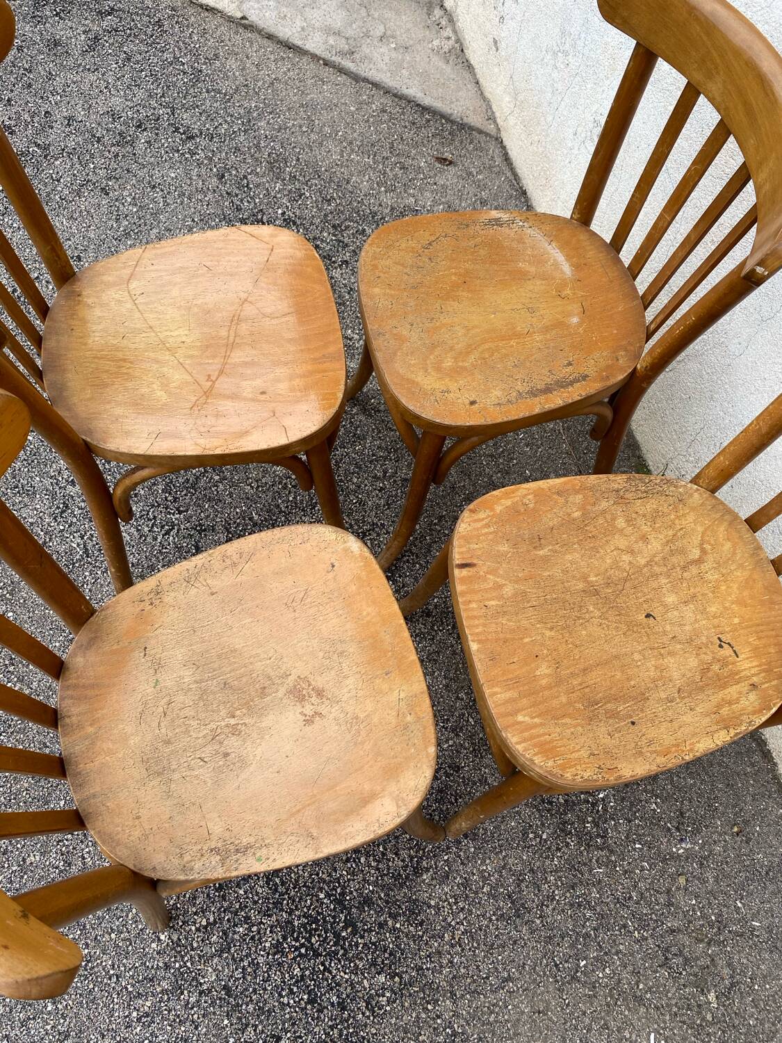 Set of 4 bistro chairs, curved backs