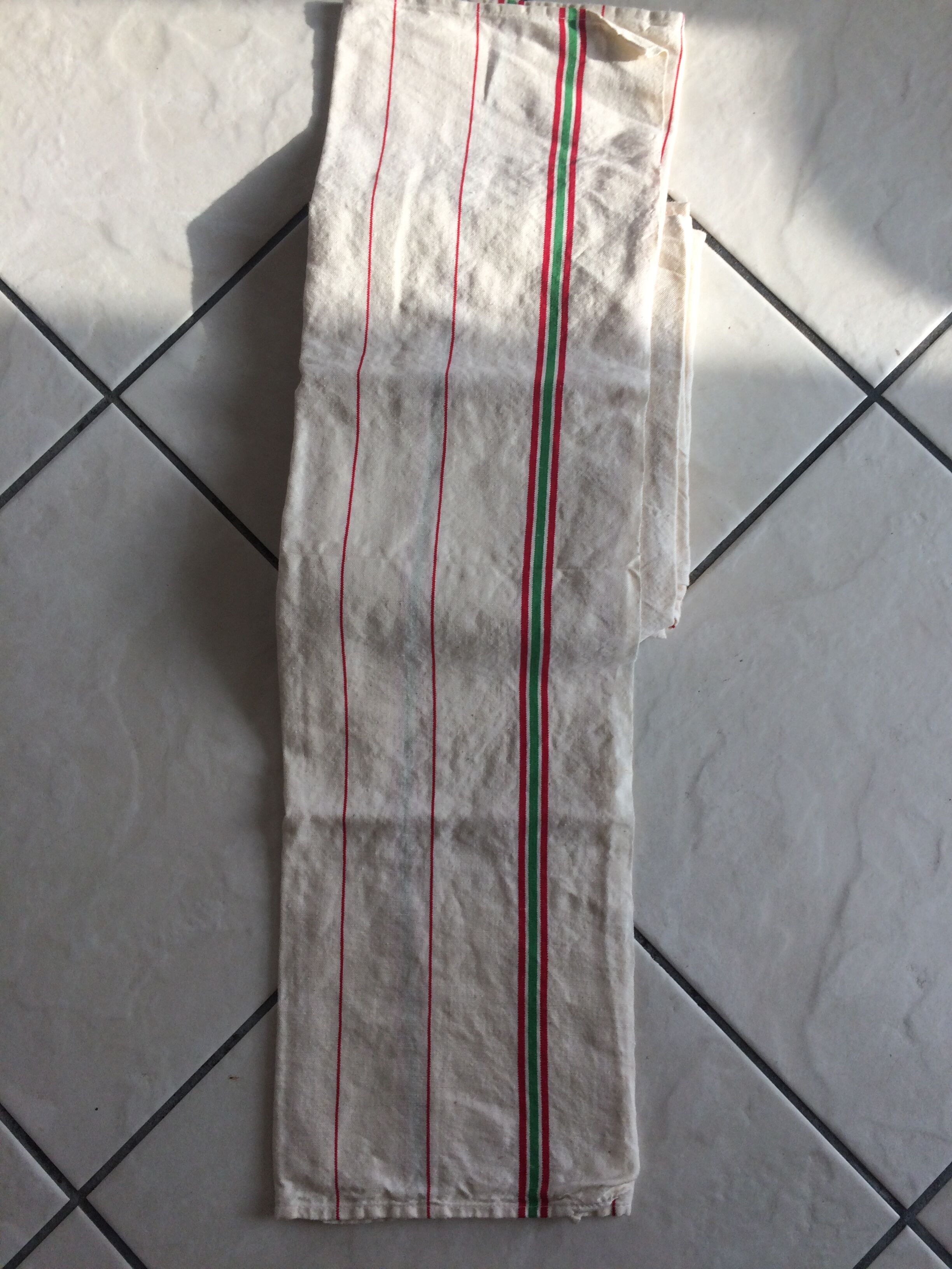 4 old cloths in métis