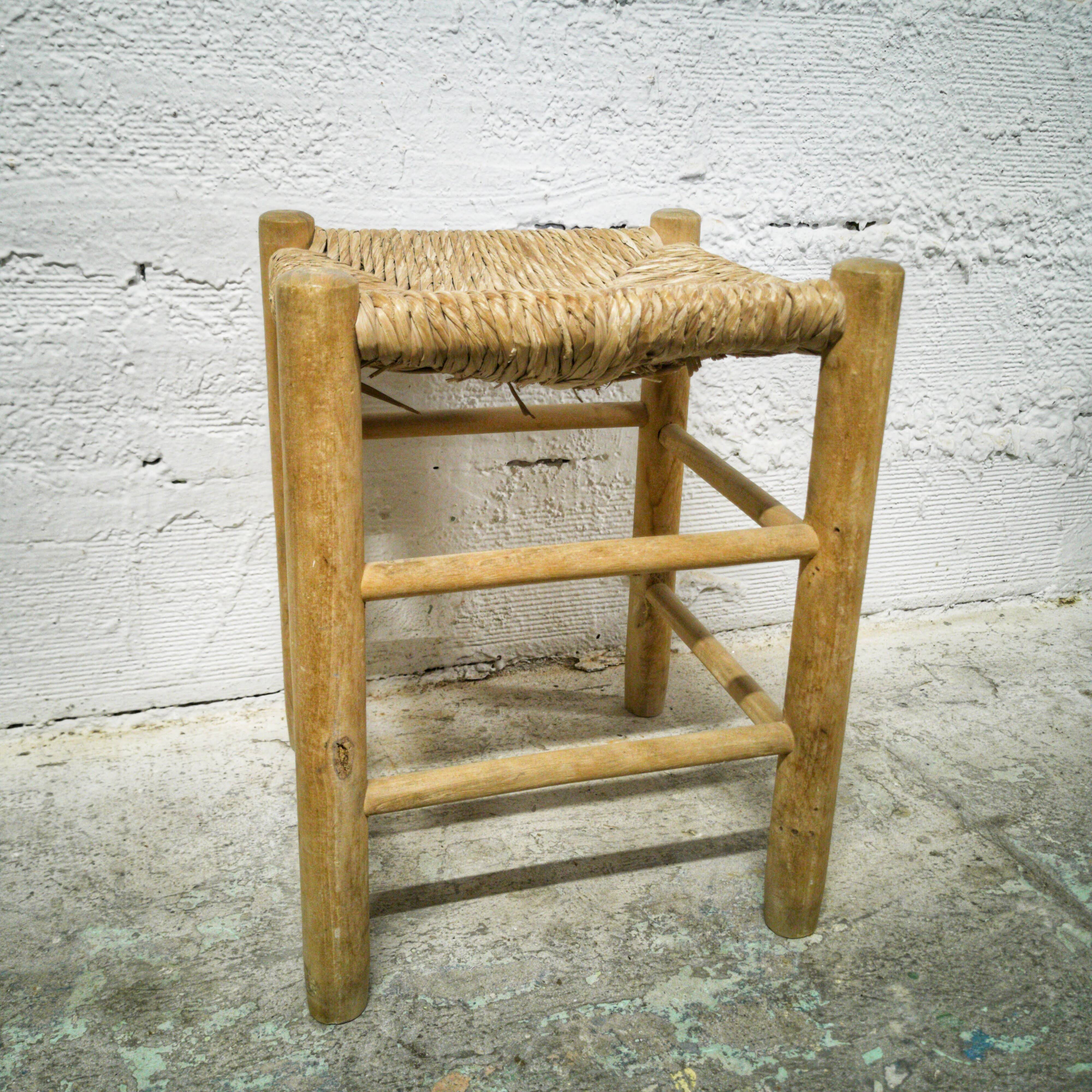 Wood & straw stool