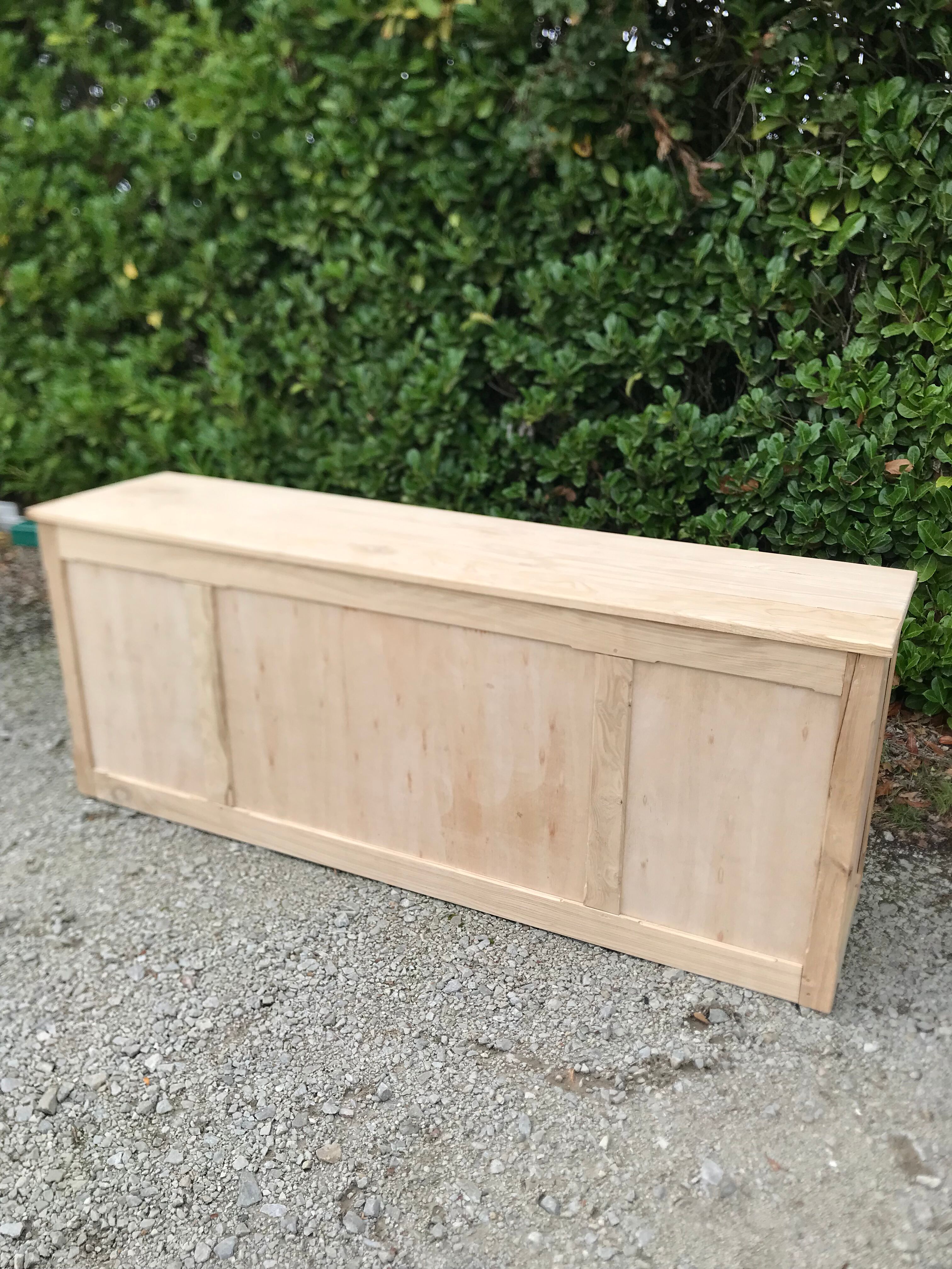 Shop counter in raw chestnut 205cm