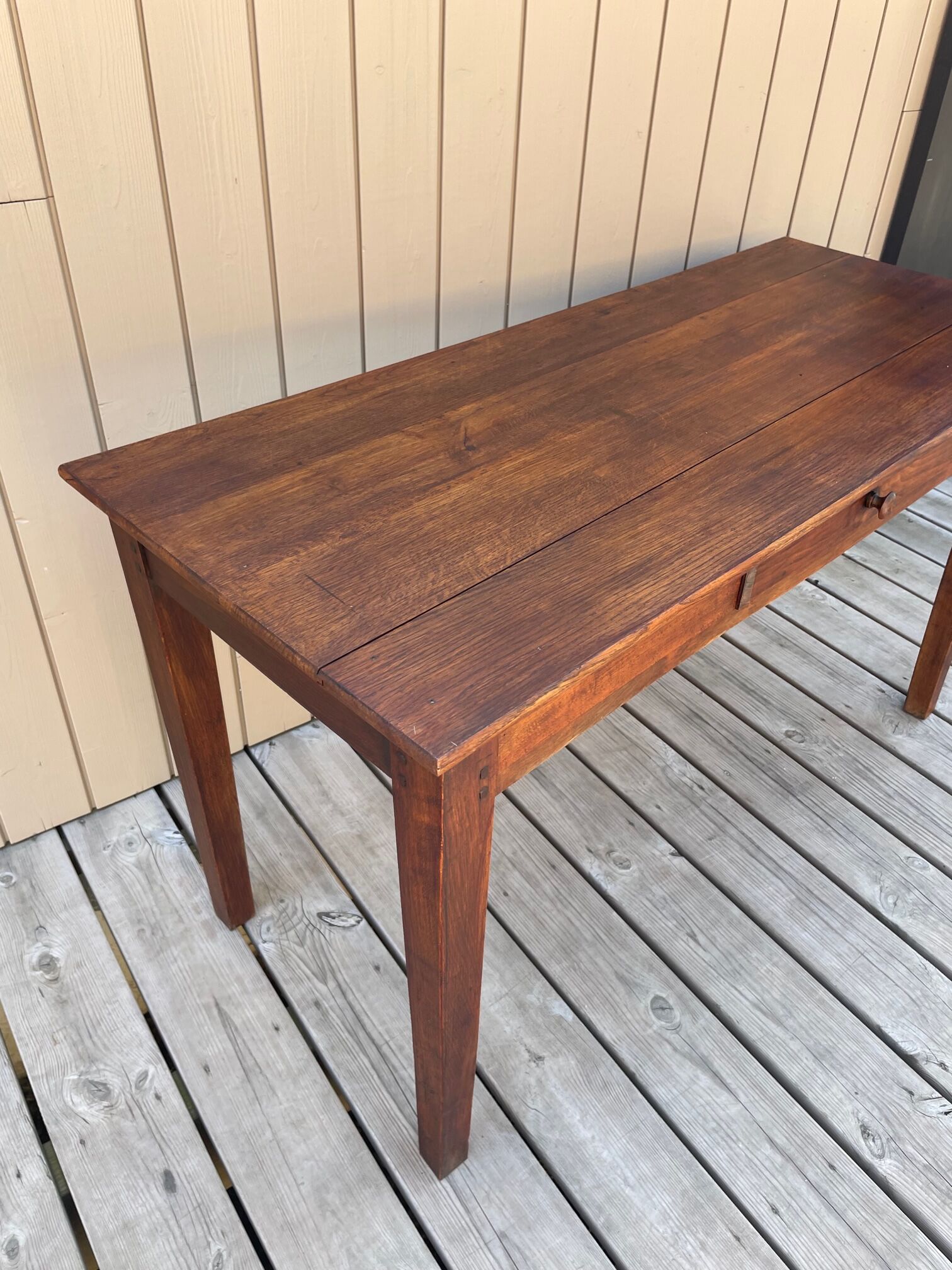 Bistro table