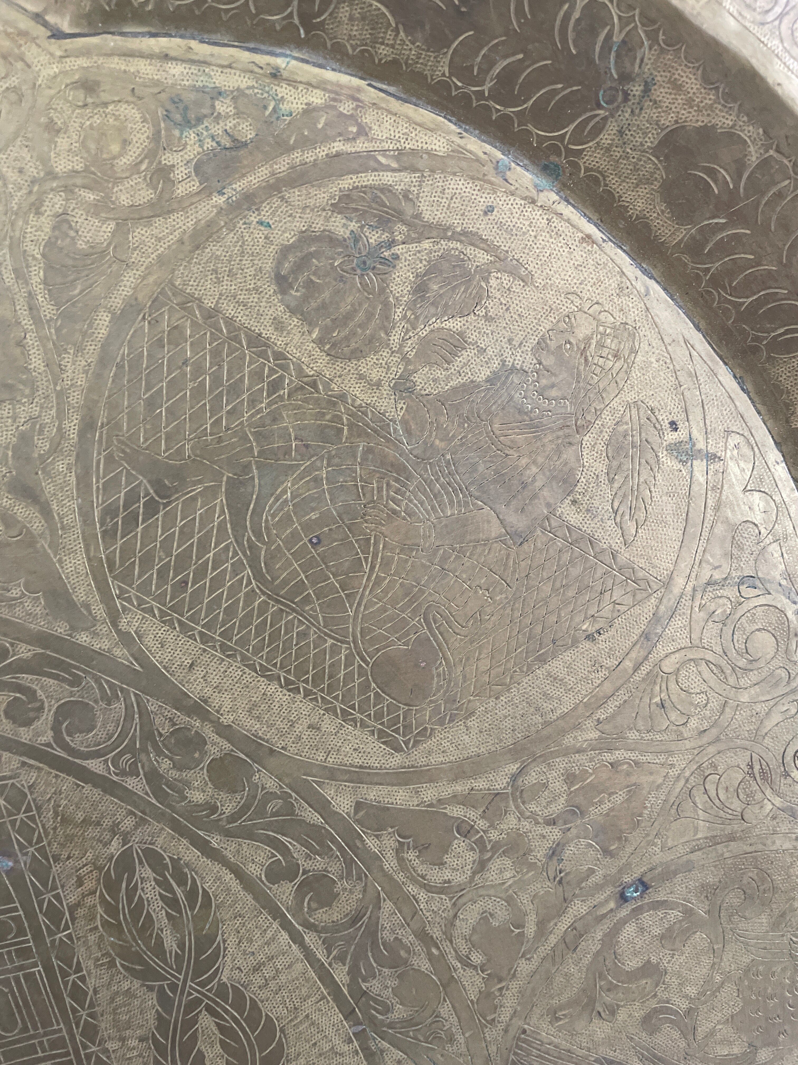 Ancient eastern brass plate engraved with Mamluk decoration – 96