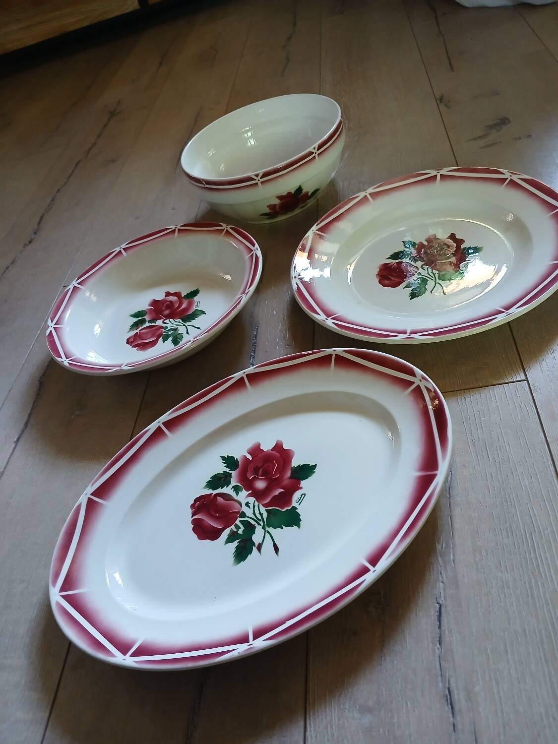 4 old dishes from Digoin and Sarreguemines