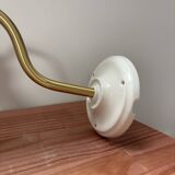 Applique en opaline blanche inclinable
