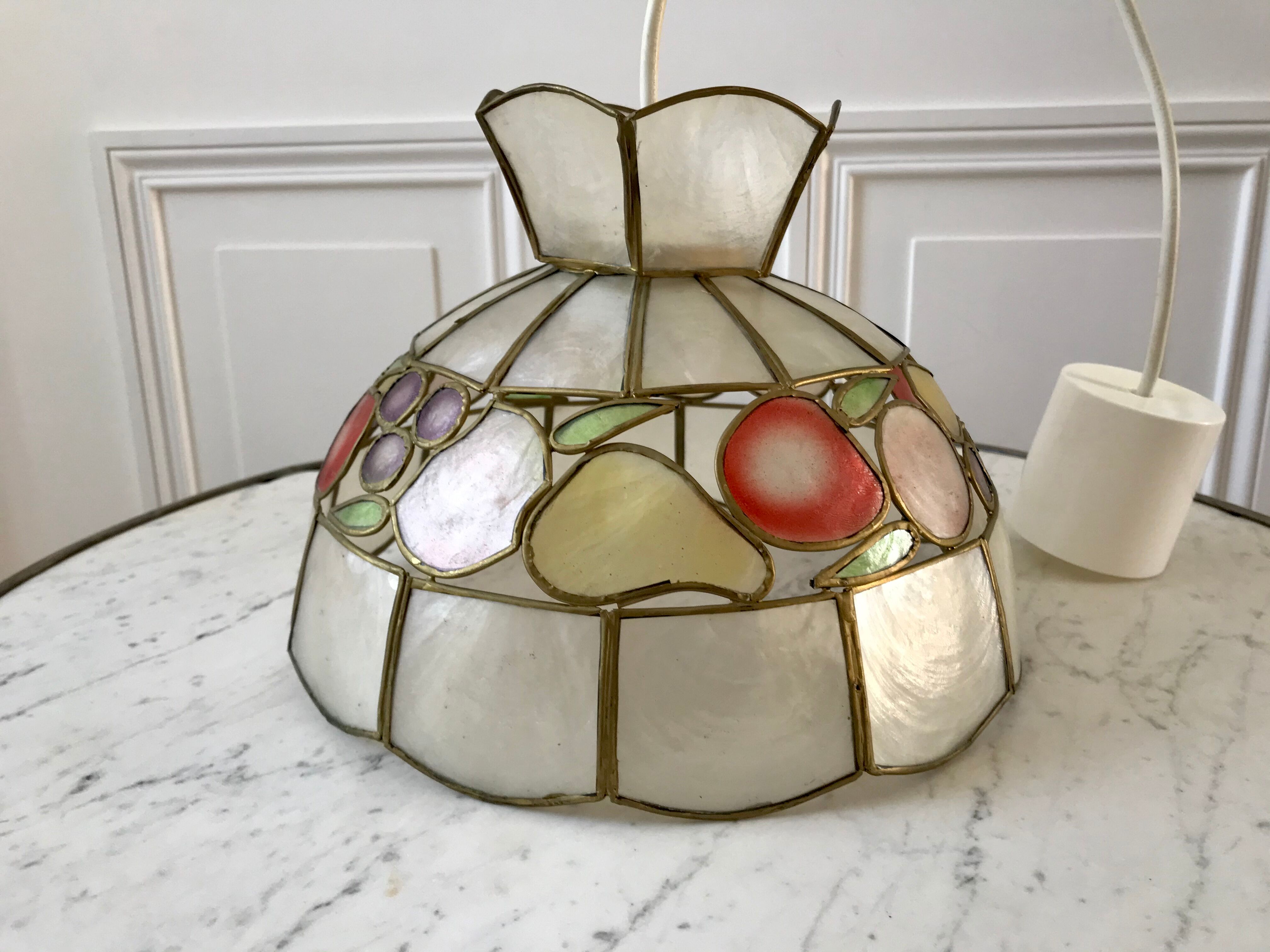 Suspension in mother-of-pearl and brass fruit patterns 60s
