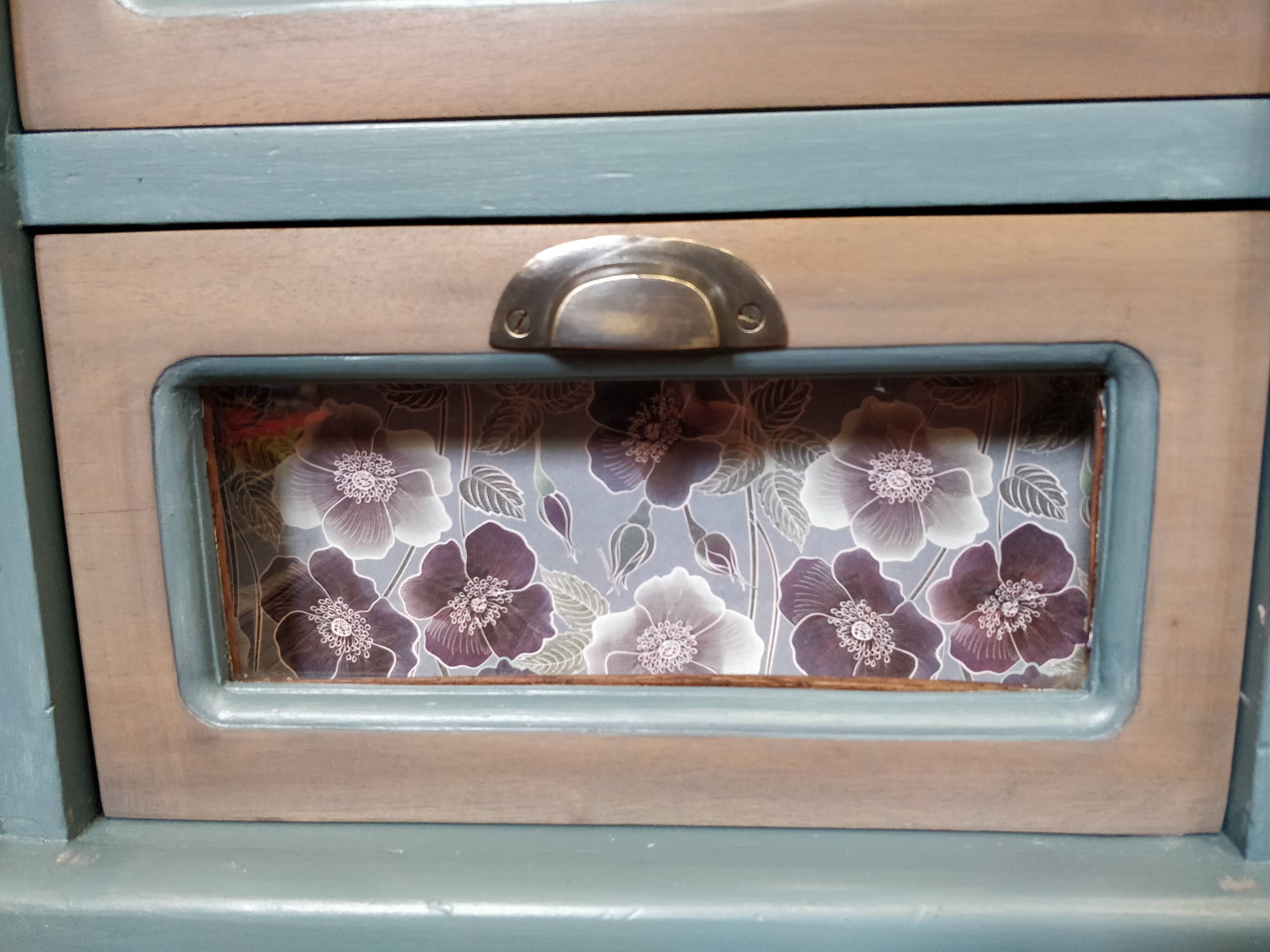 Antique chiffonnier with a new look