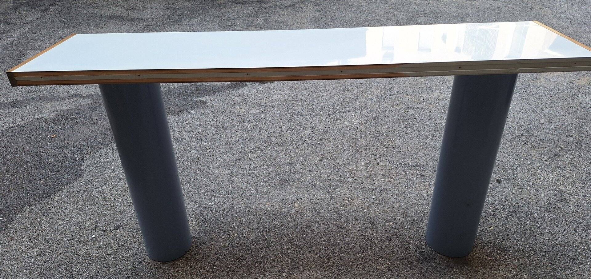 Console in White Lacquer with Cylindrical Plastic Legs by Tresoldi Salvati, 1980s