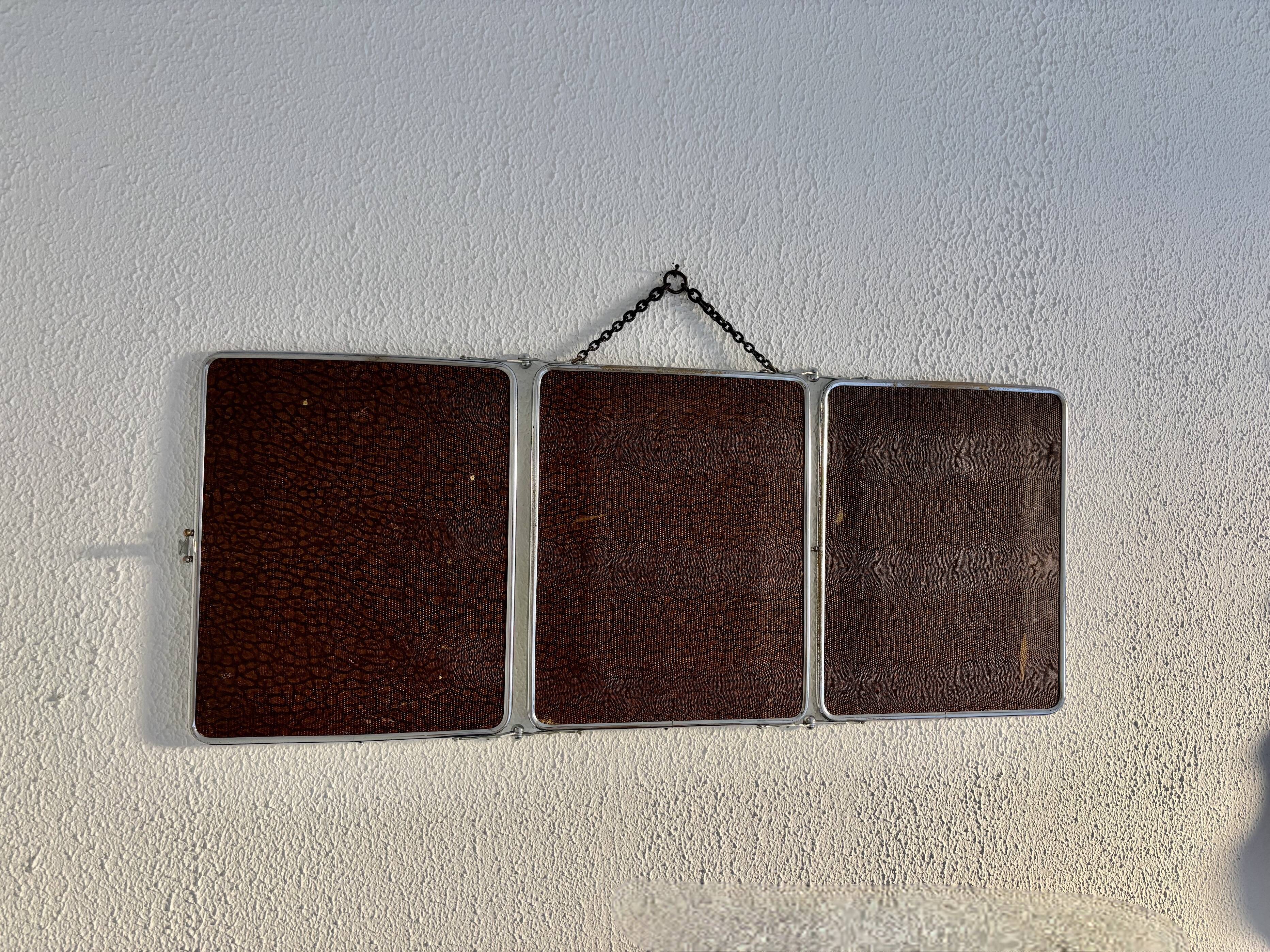 Vintage 1940s triptych barber mirror, bevelled chrome, snake imitation - 31 x
