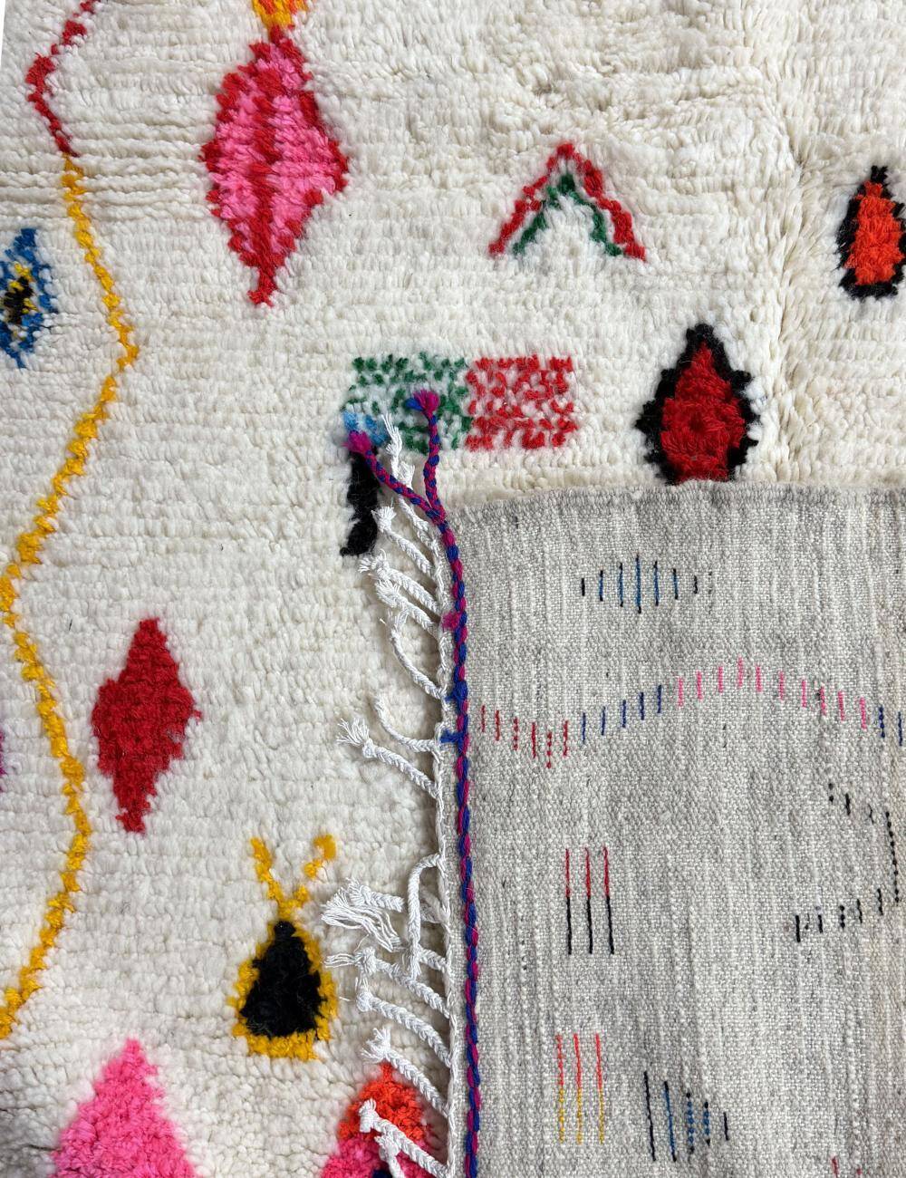 Azilal Berber Rug - 270 x 160 cm