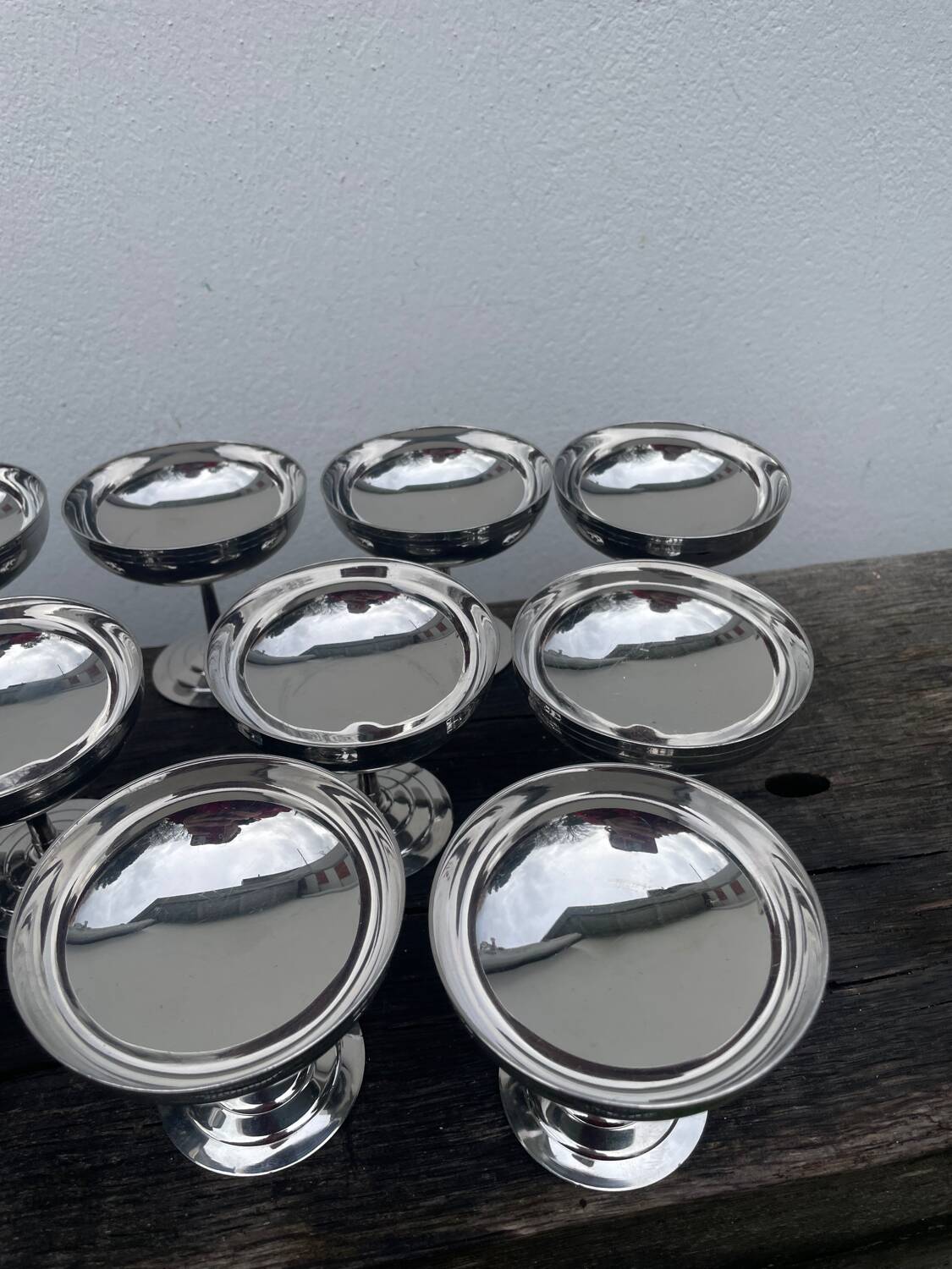 18 Remy Letang stainless steel cups, 1970