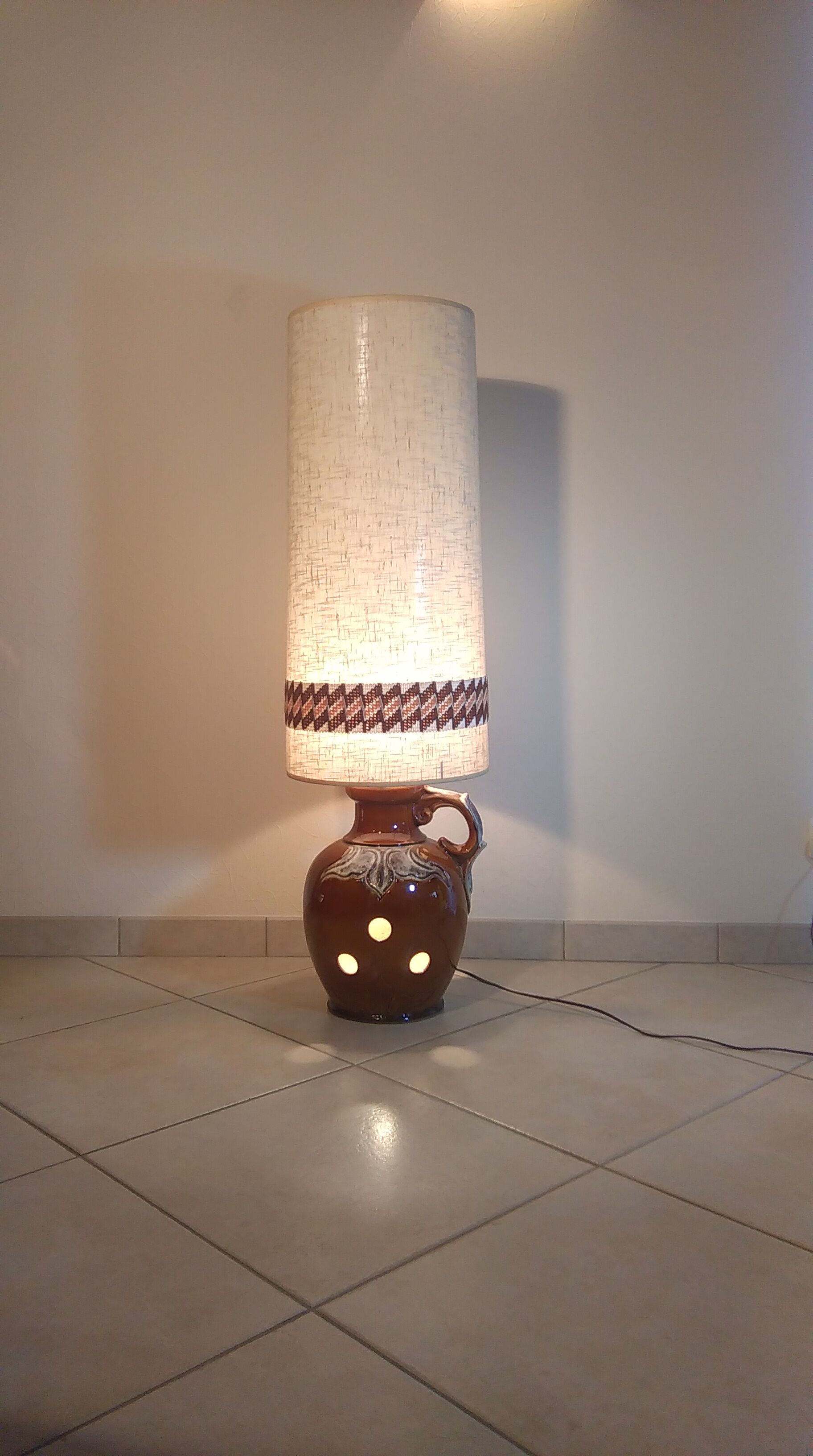 Ceramic  lamp 70