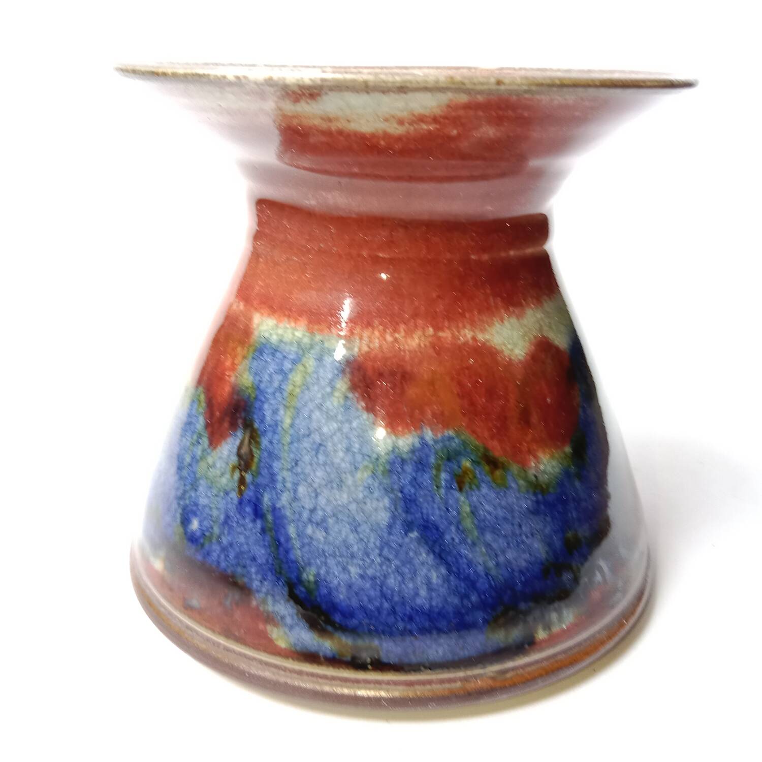 Red and blue glazed stoneware vase signed 12 cm