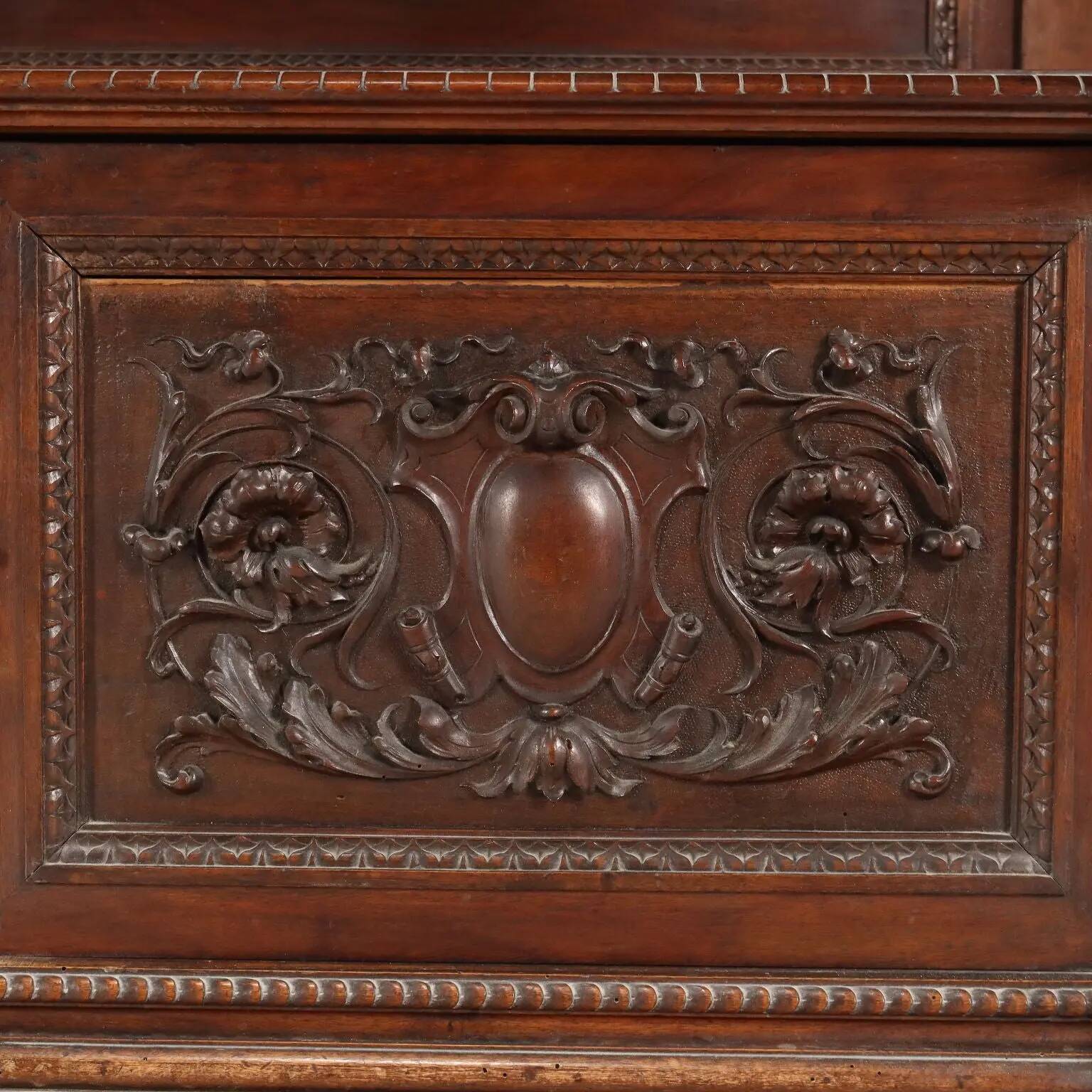 Antique walnut buffet in neo-Renaissance style, 19th century.