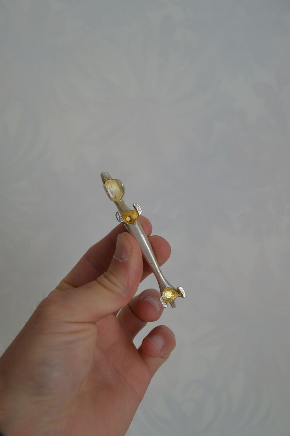 6 silver plated basset knife holders